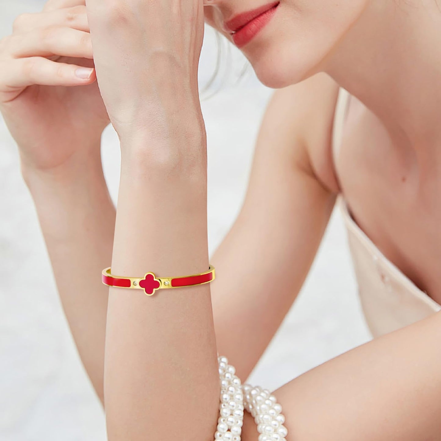 KYJAC 18k Gold Plated Stainless Steel Four Leaf Clover Bracelet for Women - Non-Tarnish, Precision Polished Chunky Oval Bangle in Black, White, Pink, Red Clover Bangle