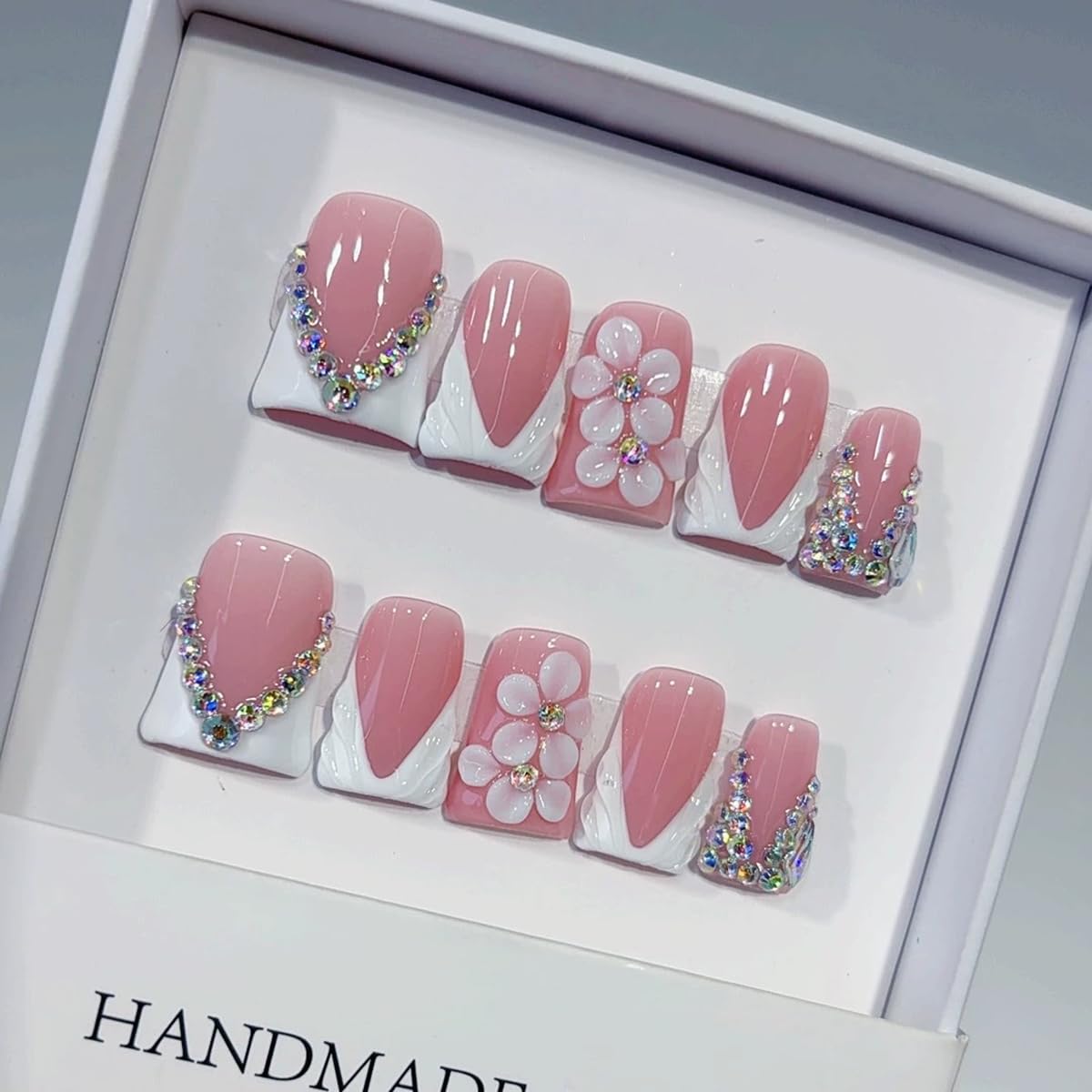 10pcs Handmade Press on Nails Whhite French Tip Fake Nails Duck Medium False Nails with 3D Flower Rhinestones Designs Summer Pink luxury Charm Acrylic Nails for Women (Size M）