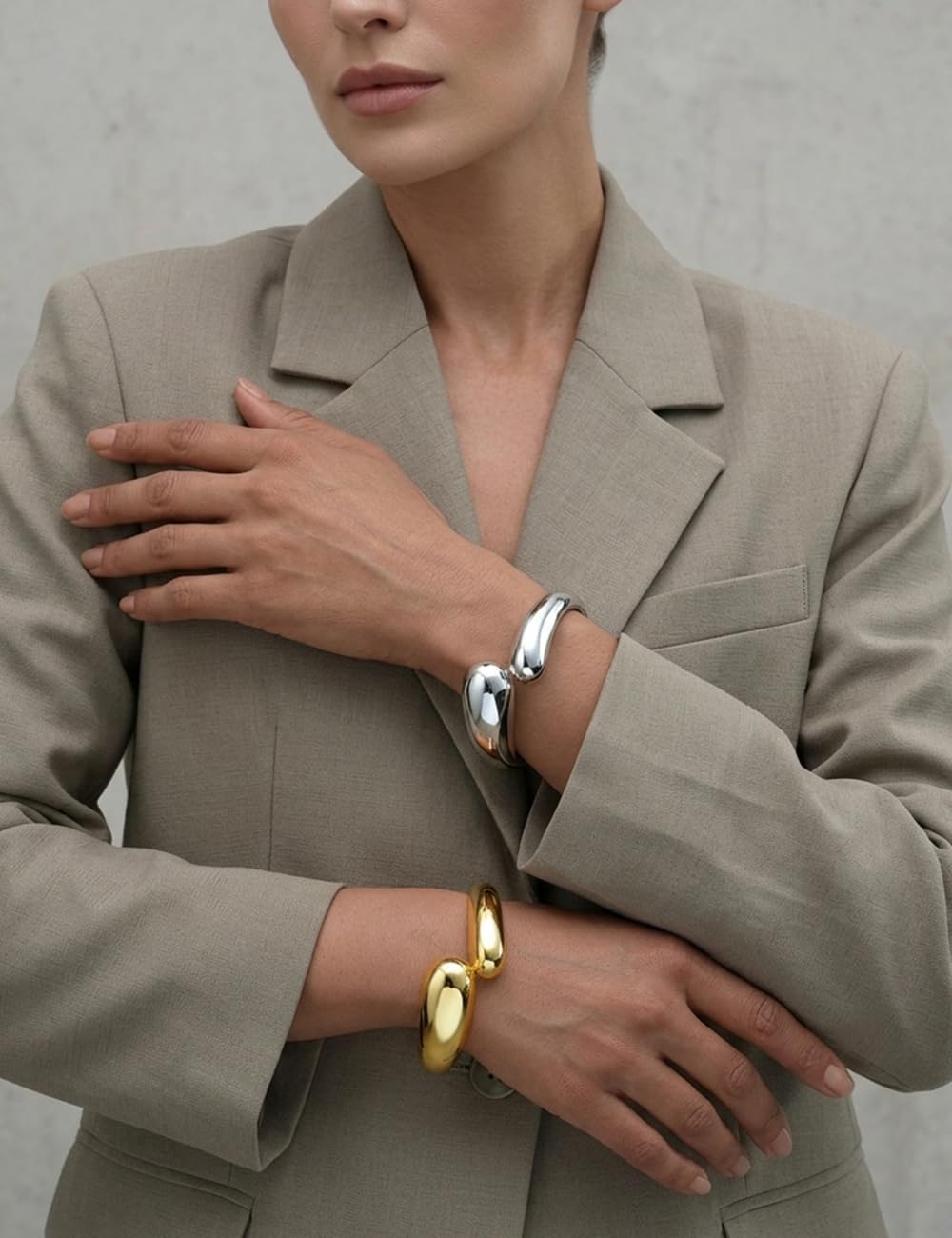 Chunky Gold Bangle Bracelets for Women, Dainty 14k Gold Plated Big Stackable Bangles Set, Trendy Statement Cuff Bracelet Stack Fashion Jewelry Gifts (2 Silver & gold teardrop chunky bangles)