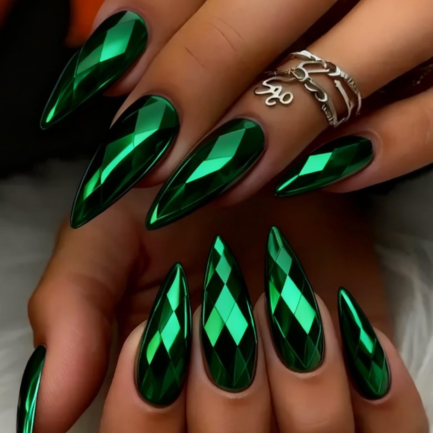 Green Press on Nails Medium Length Artificial Acrylic 3D Gradient Rainbow Diamond-Shaped Electroplating Fake Nails Almond Chrome Full Cover Glossy Press Ons Artificial Fingernails for Women Manicure