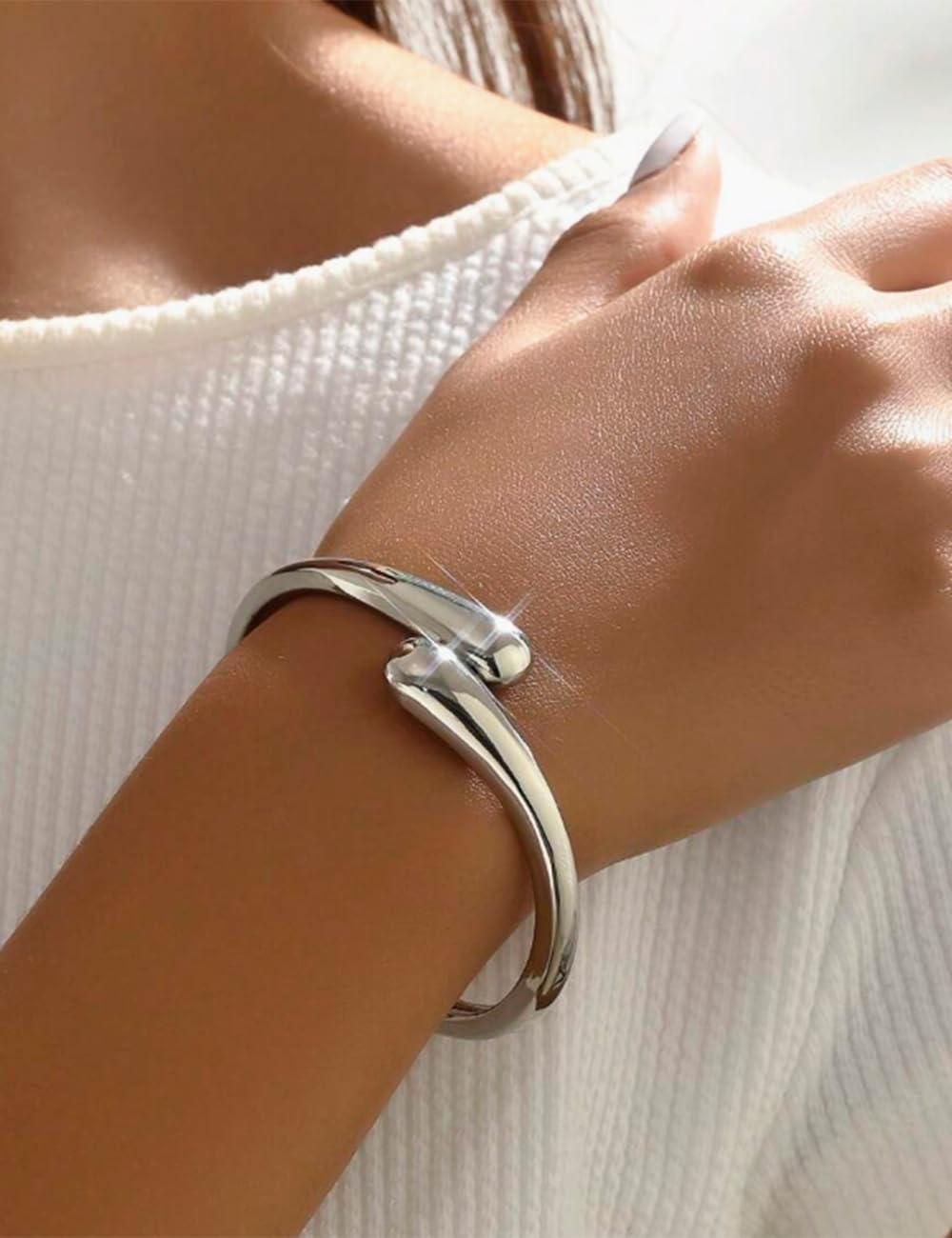 Chunky Gold Bangle Bracelets for Women, Dainty 14k Gold Plated Big Stackable Bangles Set, Trendy Statement Cuff Bracelet Stack Summer Beach Jewelry Gifts (Silver)