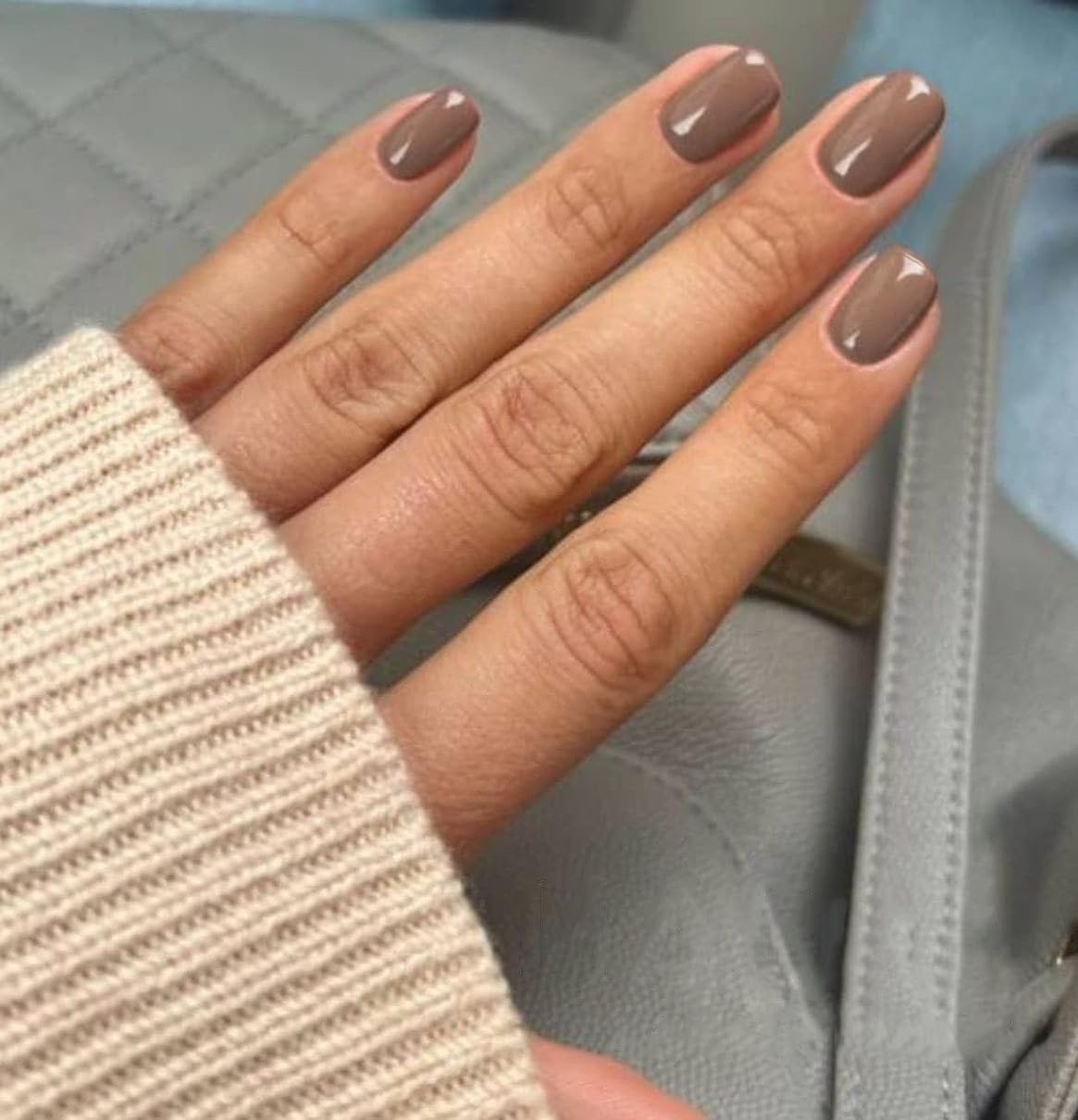 KQueenest Taupe Press on Nails Short Squoval Solid Color Glue on Nails Short Fit & Natural Small Gel Fake Nails Press on Reusable Acrylic Nails Set in 24 Pcs