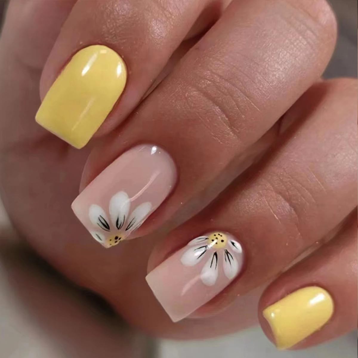6 Packs (144 Pcs) Short Press on Nails Square Fake Nails Flower Press on Nails Summer Spring Acrylic Glue on Nails Full Cover Cute False Nail Tips Stick on Nail for Women Manicure 12 Size - 6 Style