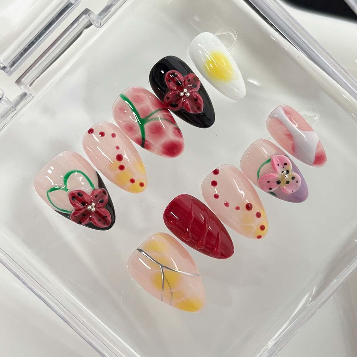 Short Almond Press On Nails Handmade Fake Nails With Red 3D Flower Design Full Cover Stick On Nail Floral Acrylic Artificial Glossy False Nail For Women Girls 10pcs (SIZE:M)