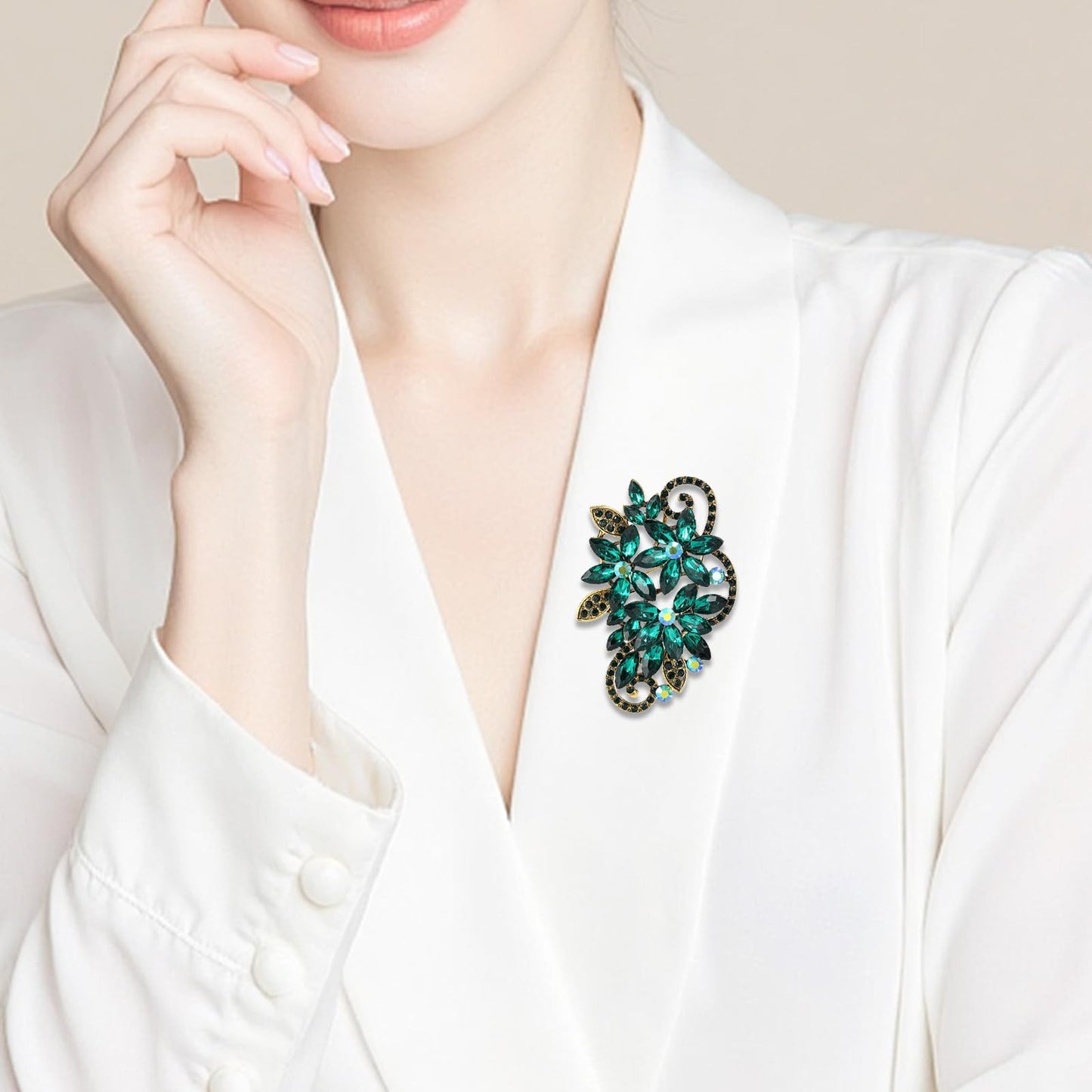 YOQUCOL Vintage Emerald Green Austrian Crystal Rhinestone Flower Shape Brooch Pin For Women