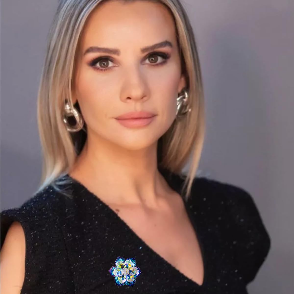 Rhinestone Sunflower Brooch Pin for Women Red Black Purple Large Flower Brooch Snowflake Hat Marquise Wreath Christmas Jewelry (Blue crystal flower brooch ﻿)
