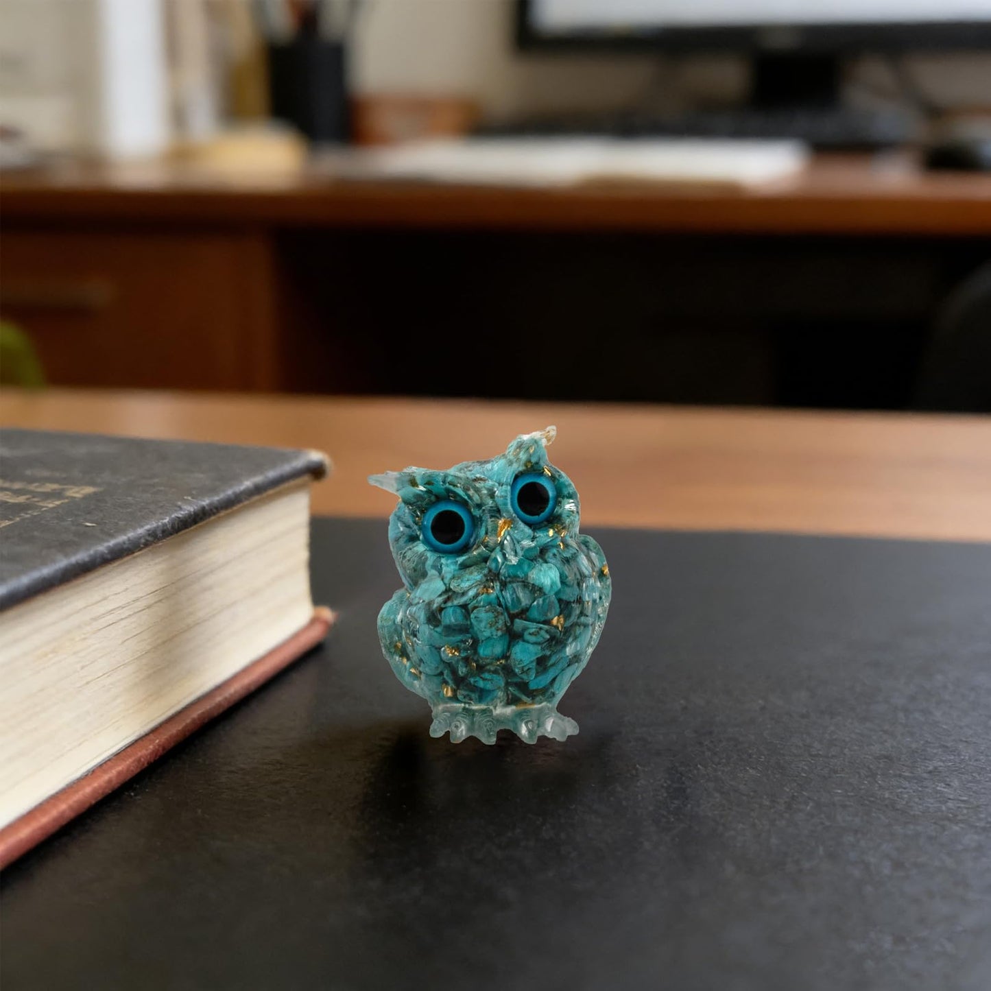 PinpinPony Owl Statue, Natural Gemstones Decor for Home Office, Shelf Display Figurine, Handcrafted Unique Owl Sculpture(Green)