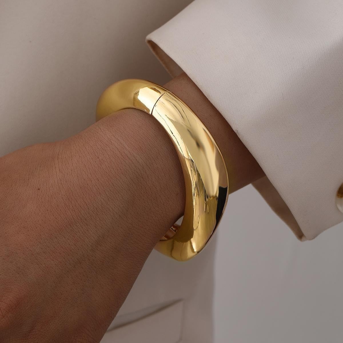 MTINEAPS Gold Bangle Bracelets for Women Teens Trendy Chunky Adjustable Twist Cuff Bracelet Jewelry Gifts (Gold - Style B)