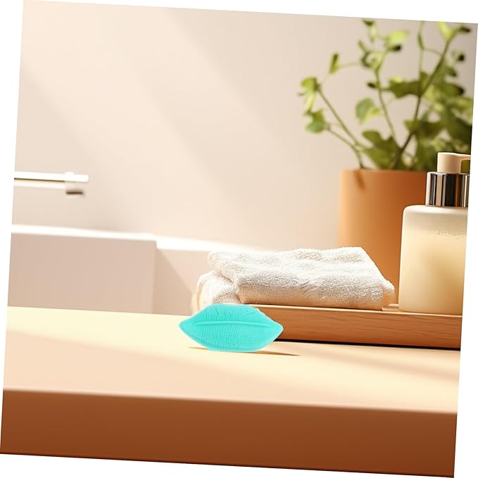 3Pcs Lip Face Cleansing Brush Exfoliating Tool for Makeup Removal Portable Facial Scrubber for Women Lightweight and Travel Friendly Face Wash Tool