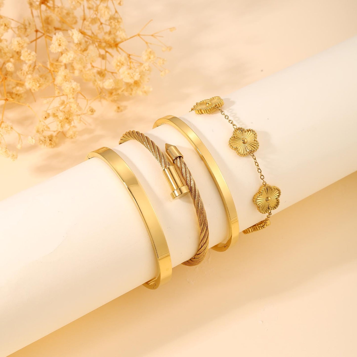 ISELBDR 18K Gold Bangle Bracelets for Women - Stackable Clover & Nail Love Bangle Set - Non-Tarnish Jewelry for Birthday Valentine's, Mother's Day & Christmas (Gold-A)