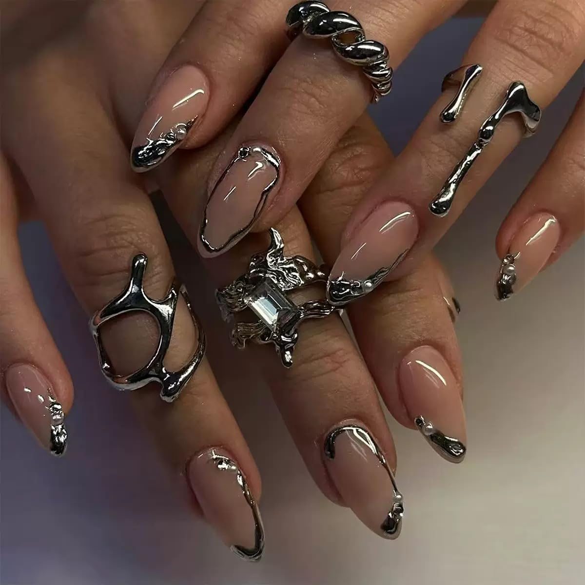 CTTHNBD Press on Nails Medium - Almond Fake Nails with Silver Line Design - Rhinestone, Full Cover Stick on False Nails for Women 24 Pcs