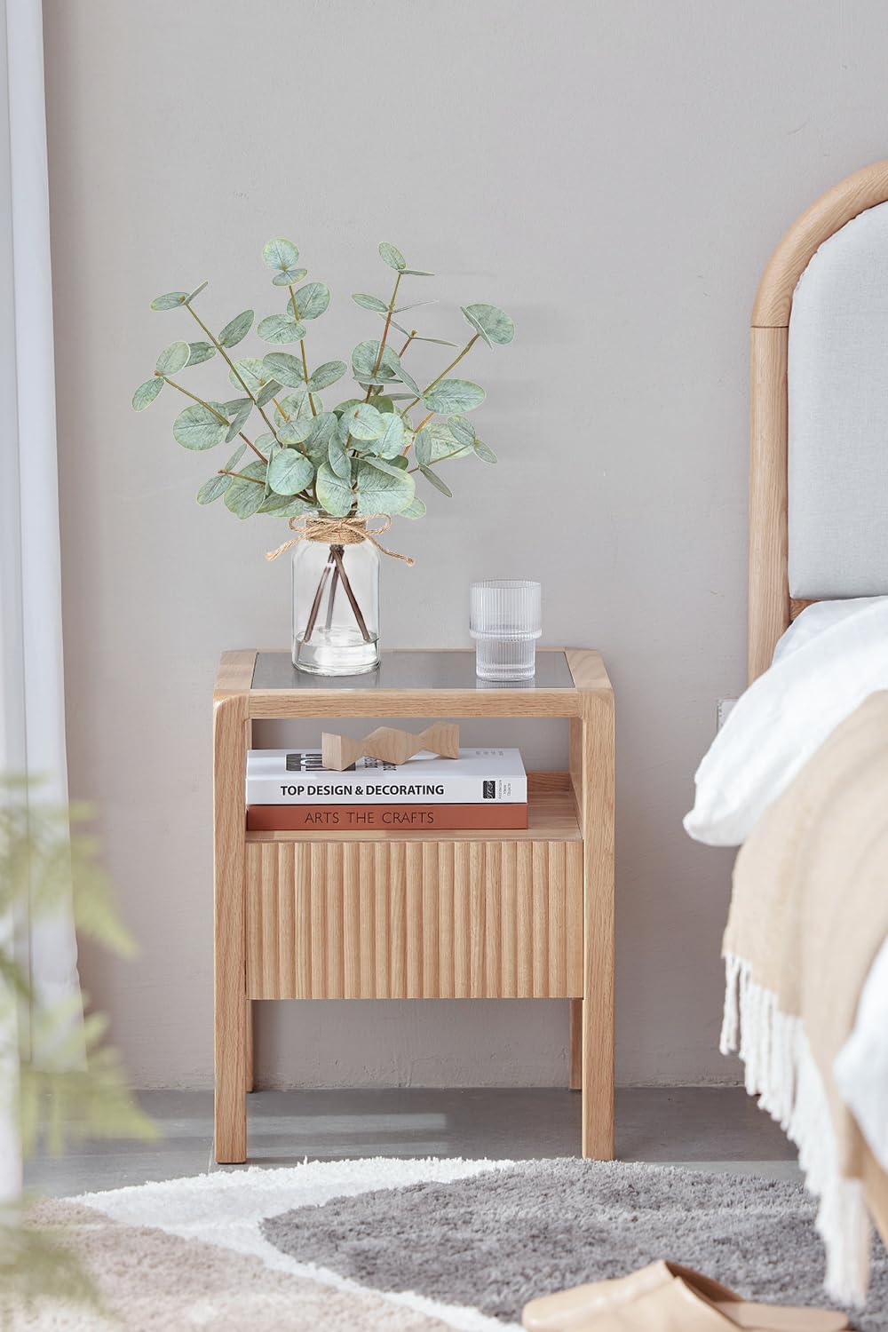 Piklado Fake Eucalyptus Stems in Vase with Faux Water,Artificial Plants Eucalyptus Leaves for Shelf Desk Bathroom Farmhouse Room Coffee Table Faux Greenery Plants Decorations (Green)