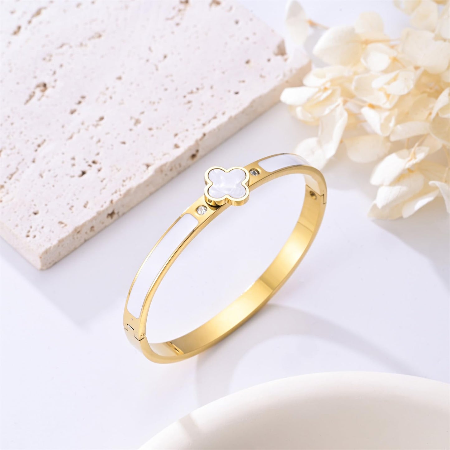 KYJAC 18k Gold Plated Stainless Steel Four Leaf Clover Bracelet for Women - Non-Tarnish, Precision Polished Chunky Oval Bangle in Black, White, Pink, Red Clover Bangle