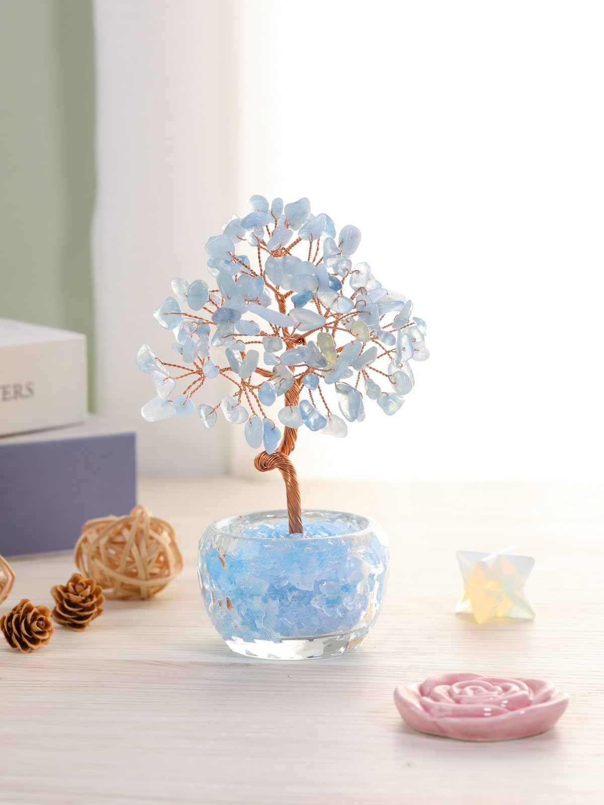 Top Plaza Healing Crystals Aquamarine Crystal Tree with Glass Base Handmade Natural Gemstone Life Tree Mini Bonsai Money Trees Good Luck Home Office Desk Decor