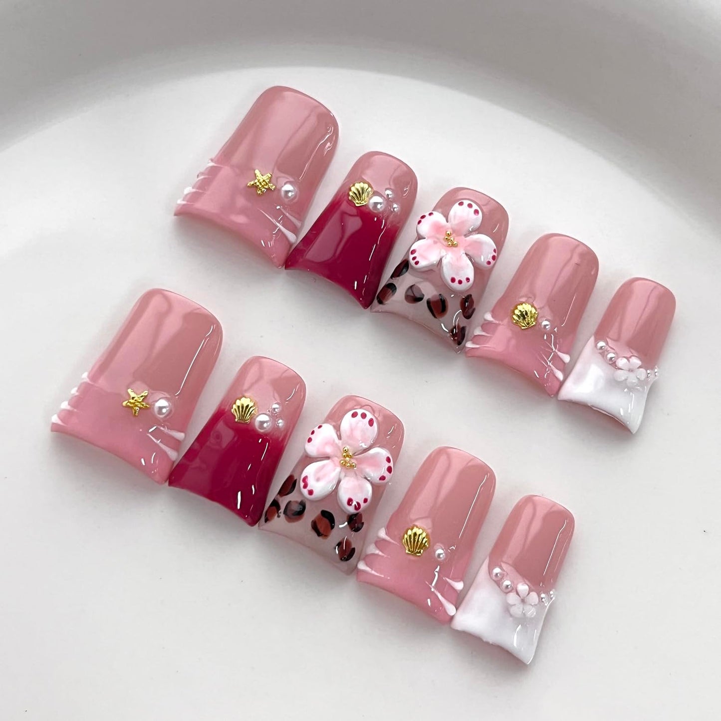 French Tip Press on Nails Handmade Short Duck 3D Flower Thick Acrylic Nails Cute Pink False Nails with Stars Leopard Print Shell Designs Beachy Glossy Fake Nail Sturdy Art Press on Nail 10Pcs(M)