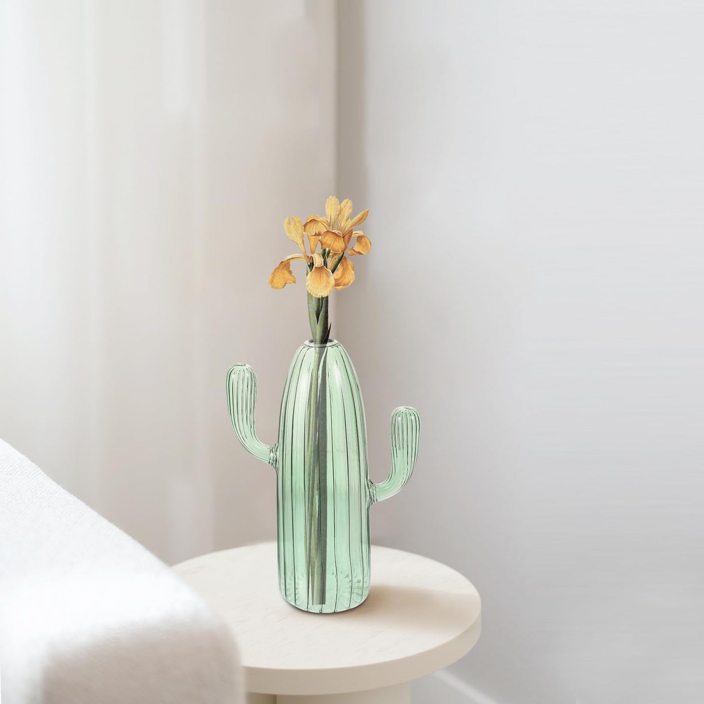 Beavorty Cactus Shaped Glass Hydroponic Plant Vase Green Decorative Terrarium Jar for Home Office Table Centerpiece