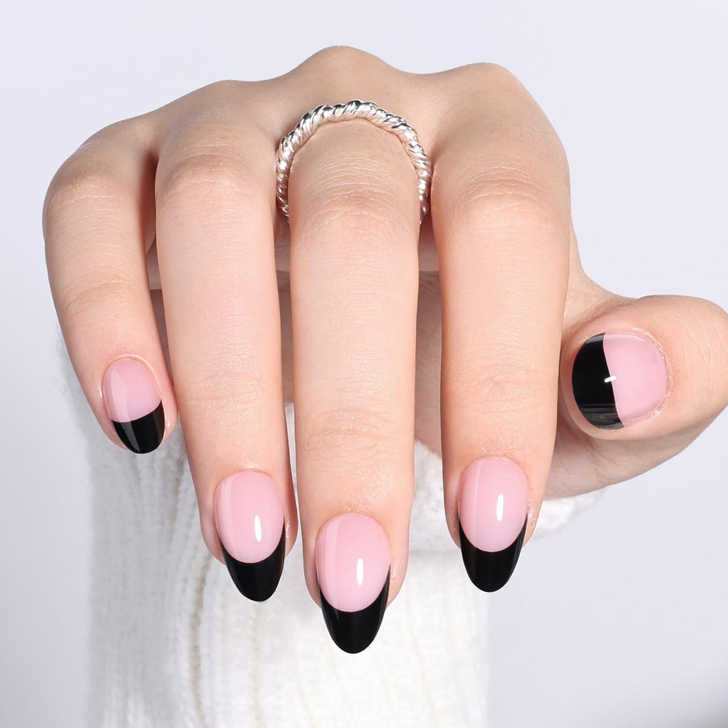 Leefrei Black French Tip Press on Nails - Short Almond Black Tips Nails, Reusable Glossy Fake Nails Press ons for Women, 32 Pieces in 16 Sizes False Nails Kit with Glue, Blush Noir