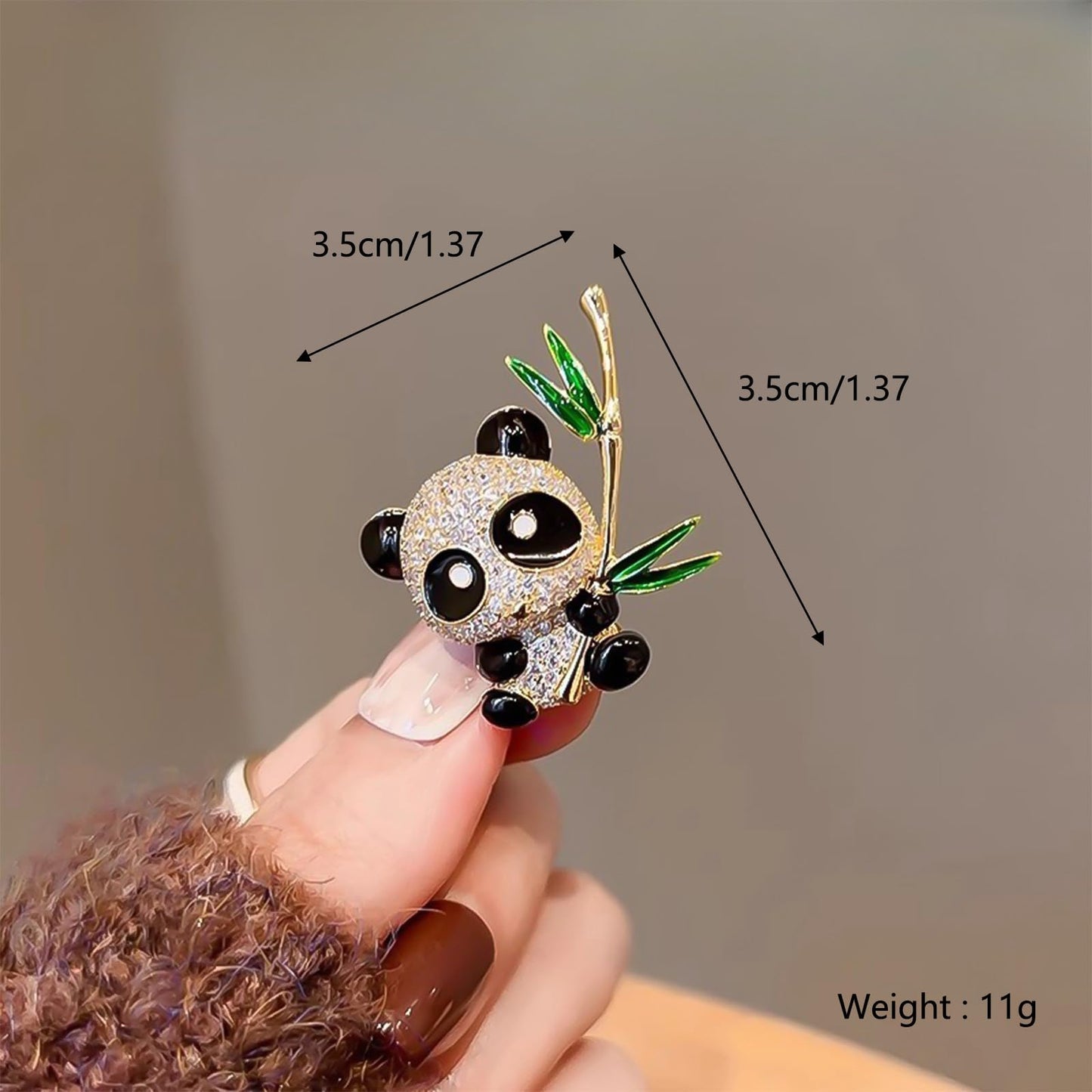 HETICA Women Animal Floral Brooch Pin Accessory Perfect as a Gift for Anniversary Celebrations, Parties, Or Everyday Wear (Panda)