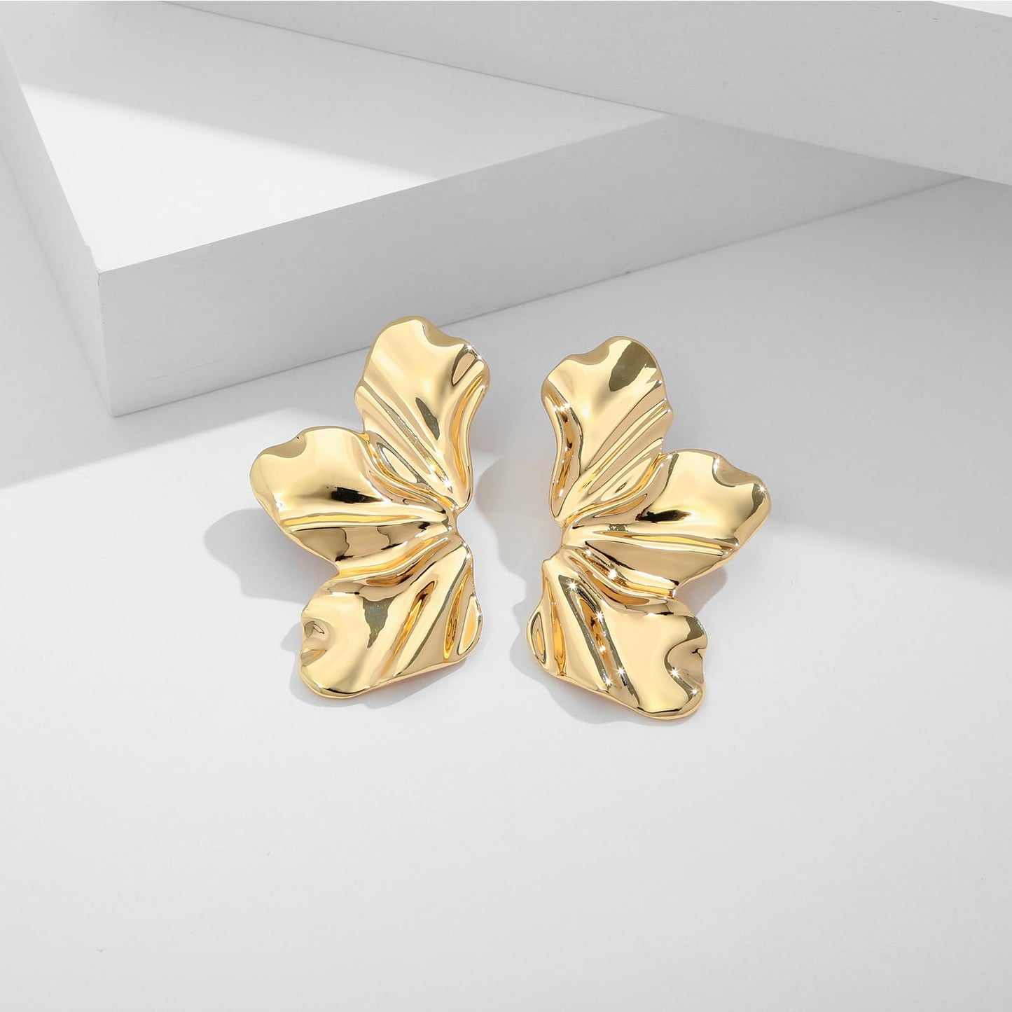 ENSKEFEN Gold Statement Flower Earrings for Women Boho Hammered Floral Earrings Fashion Large Dangle Drop Stud Earring Jewelry