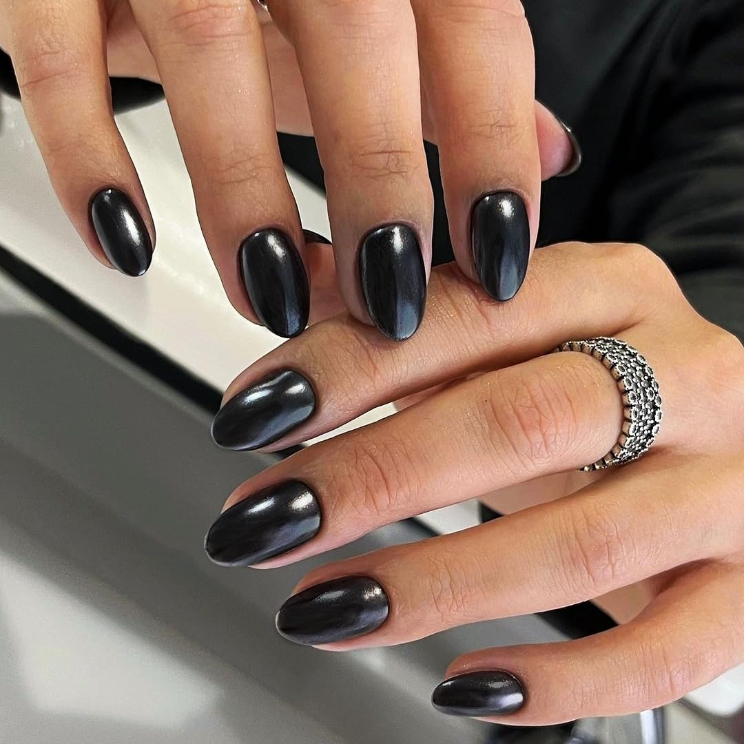 KQueenest Smoky Grey Press on Nails Medium Almond&Black Press on Nails Short Oval For Beach Party Daily Decoration in 48 PCS