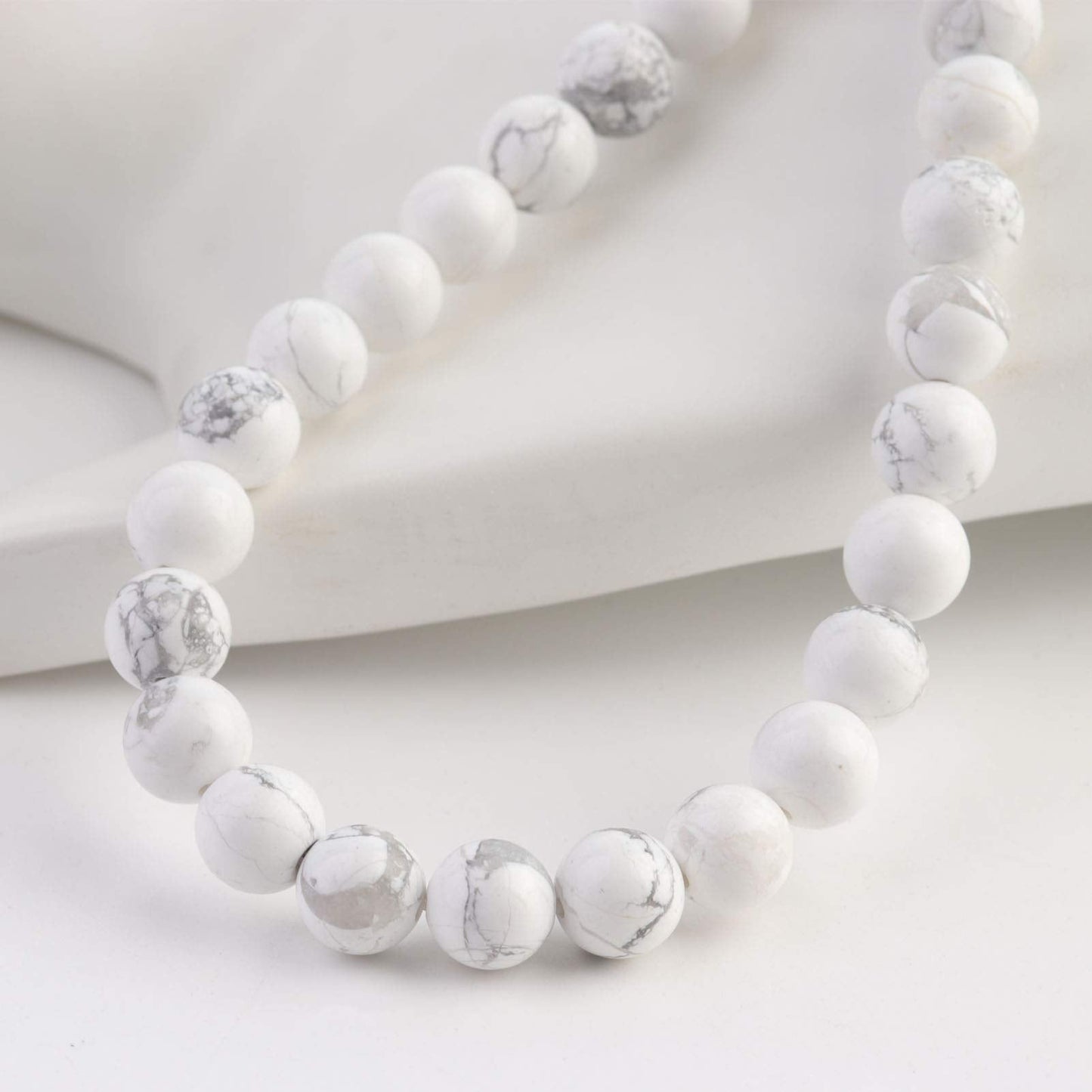 Filluck Natural Stone Beads 8mm White Howlite Turquoises Polished Round Smooth Gemstone Beads for Jewelry Making 15 Inch(White Howlite Turquoises,8mm)