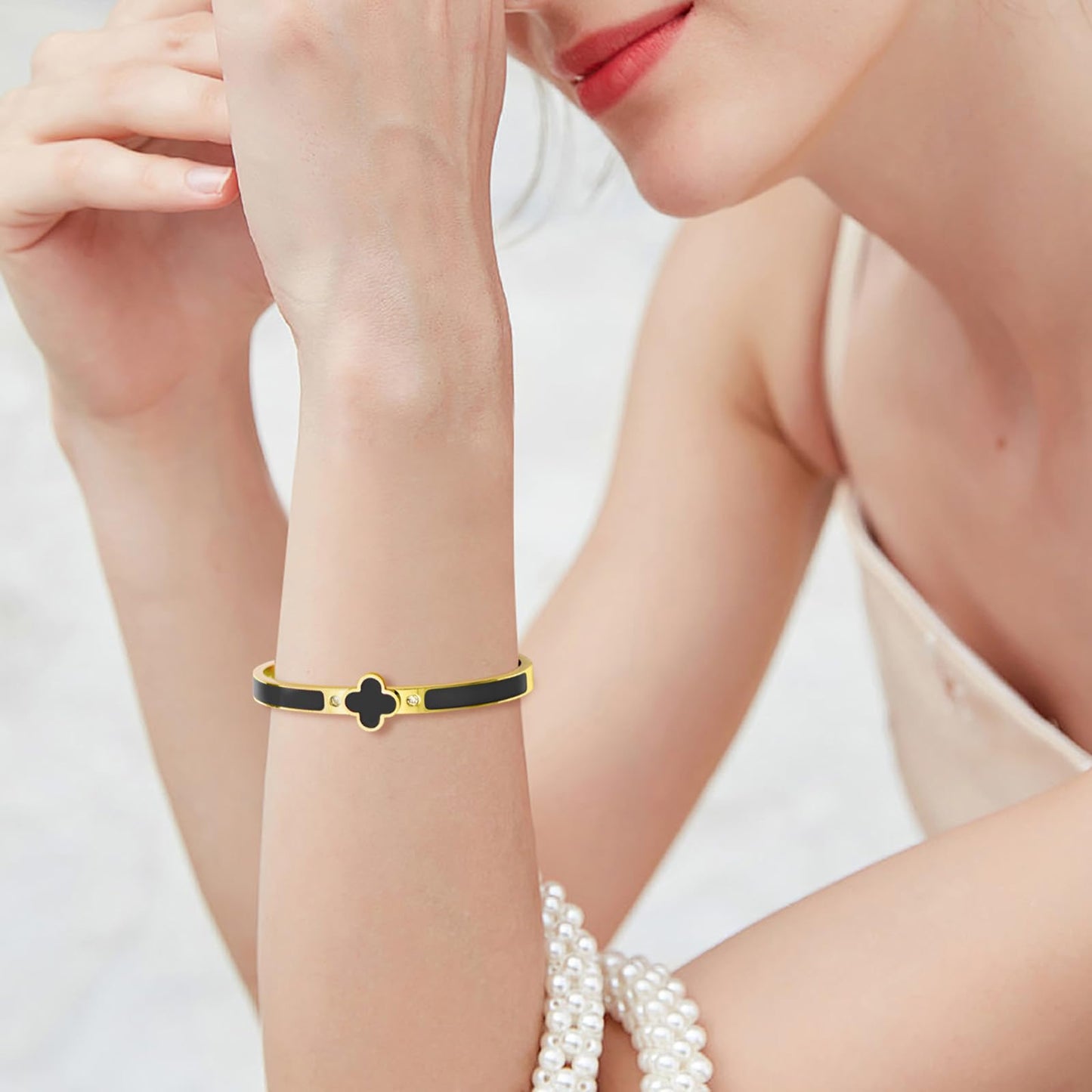 KYJAC 18k Gold Plated Stainless Steel Four Leaf Clover Bracelet for Women - Non-Tarnish, Precision Polished Chunky Oval Bangle in Black, White, Pink, Red Clover Bangle