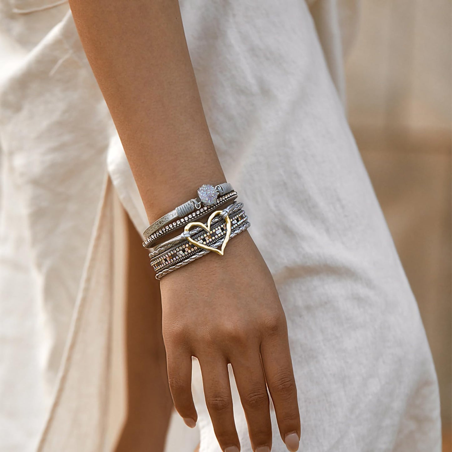 Leopard Bracelet for Women, Boho Leather Wrap Multi-Layer Pearl Crystal Bracelet Bangle Jewelry (Heart Leather2)