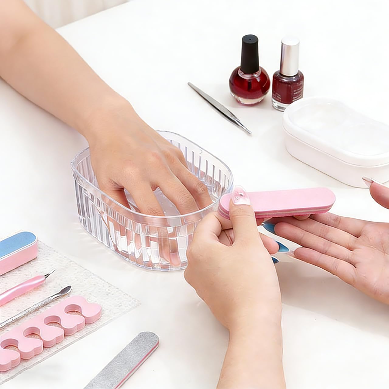 SOIMISS Acrylic Nail Soaking Bowl for Nail Polish Removal and Cuticle Softening Fits One Hand Suitable for Home Manicure Treatment Tray