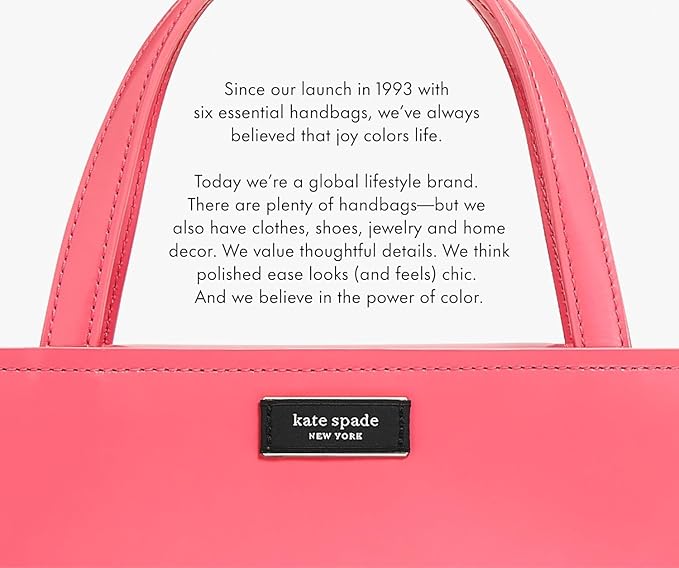 kate spade new york Beige Lunch Bag, Small Insulated Lunch Tote, Thermal Bag with Double Zipper and Carrying Handle, Strawberries