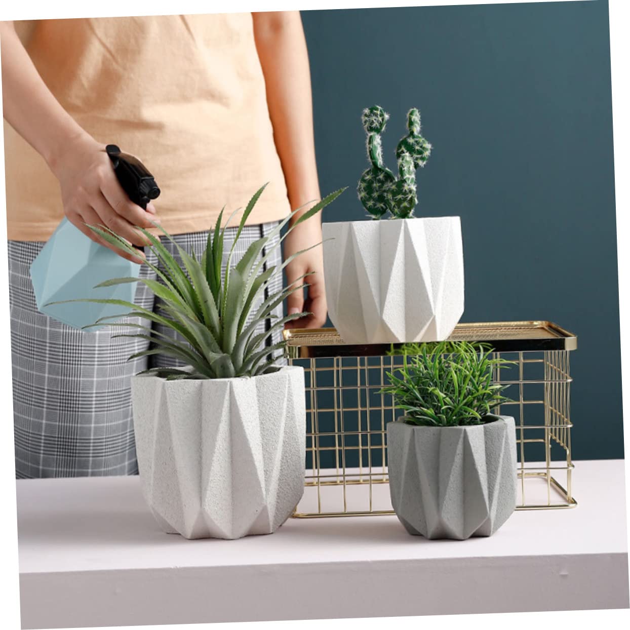 Holibanna 1Pc White Cement Flower Pot Stylish Indoor Planter with Drain for Home Office Decor Creative Flower Container for Balcony and Garden