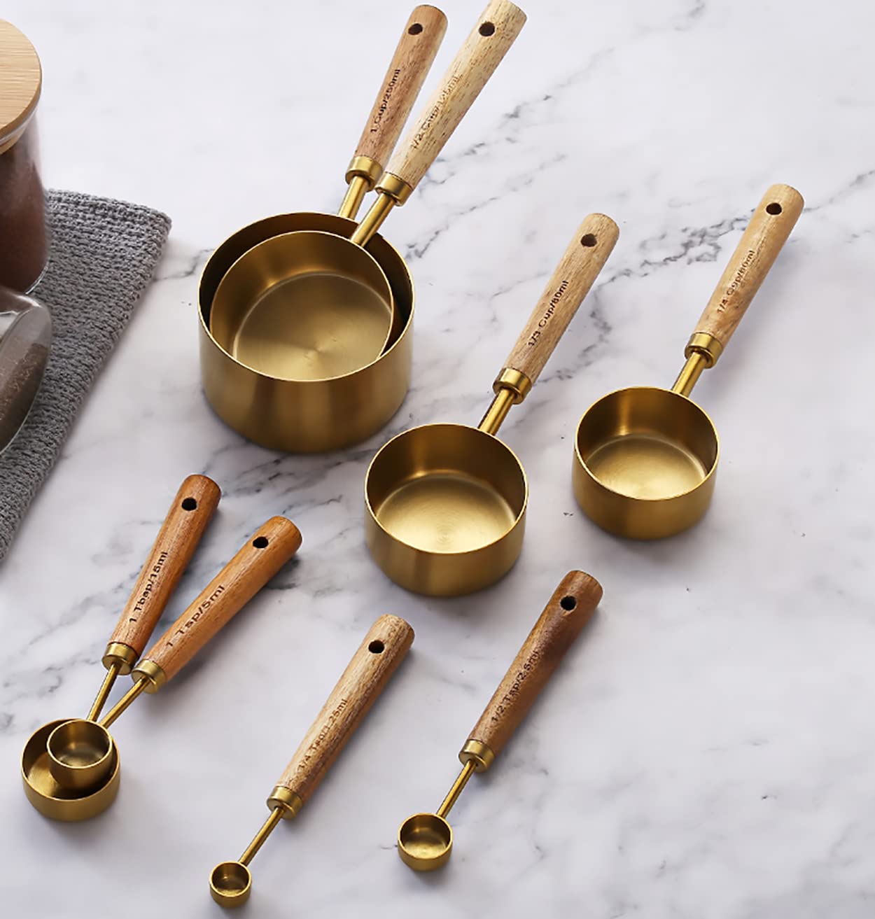 Dadamong Measuring Cups and Spoons Set of 8, Stainless Steel Gold Measuring Cups Kit with Wooden Handle, Kitchen Cooking Baking Spoons Tool Set for Solid and Liquid Iingredients