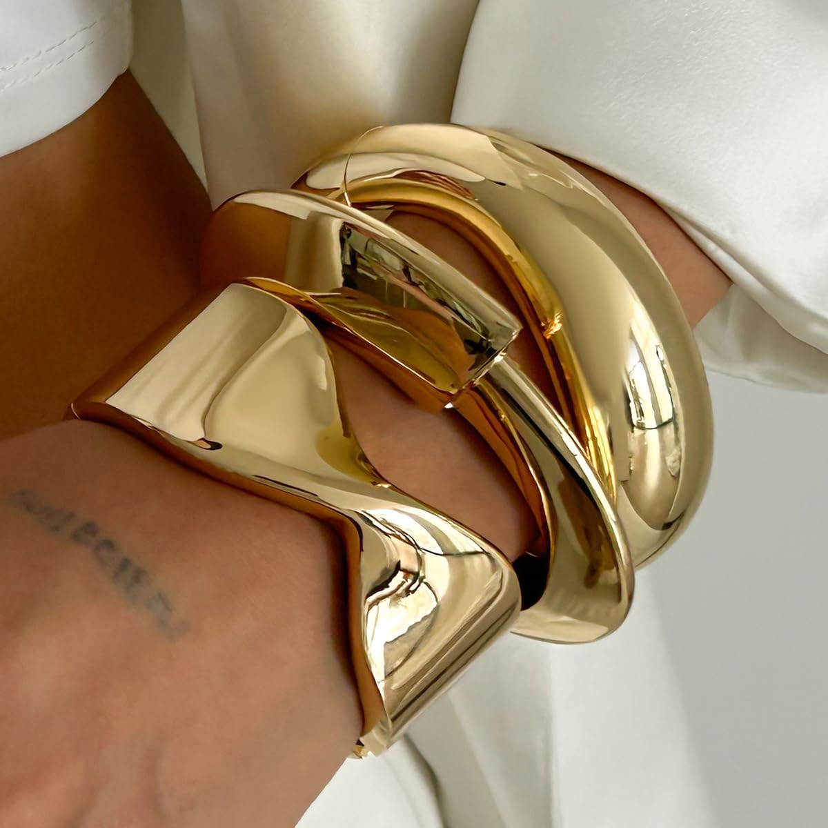 ALEXTINA 3Pcs Chunky Bangle Bracelets for Women, High Polished Dome Bangle Twisted Stackable Bracelet, Statement Bracelet Minimalist Jewelry