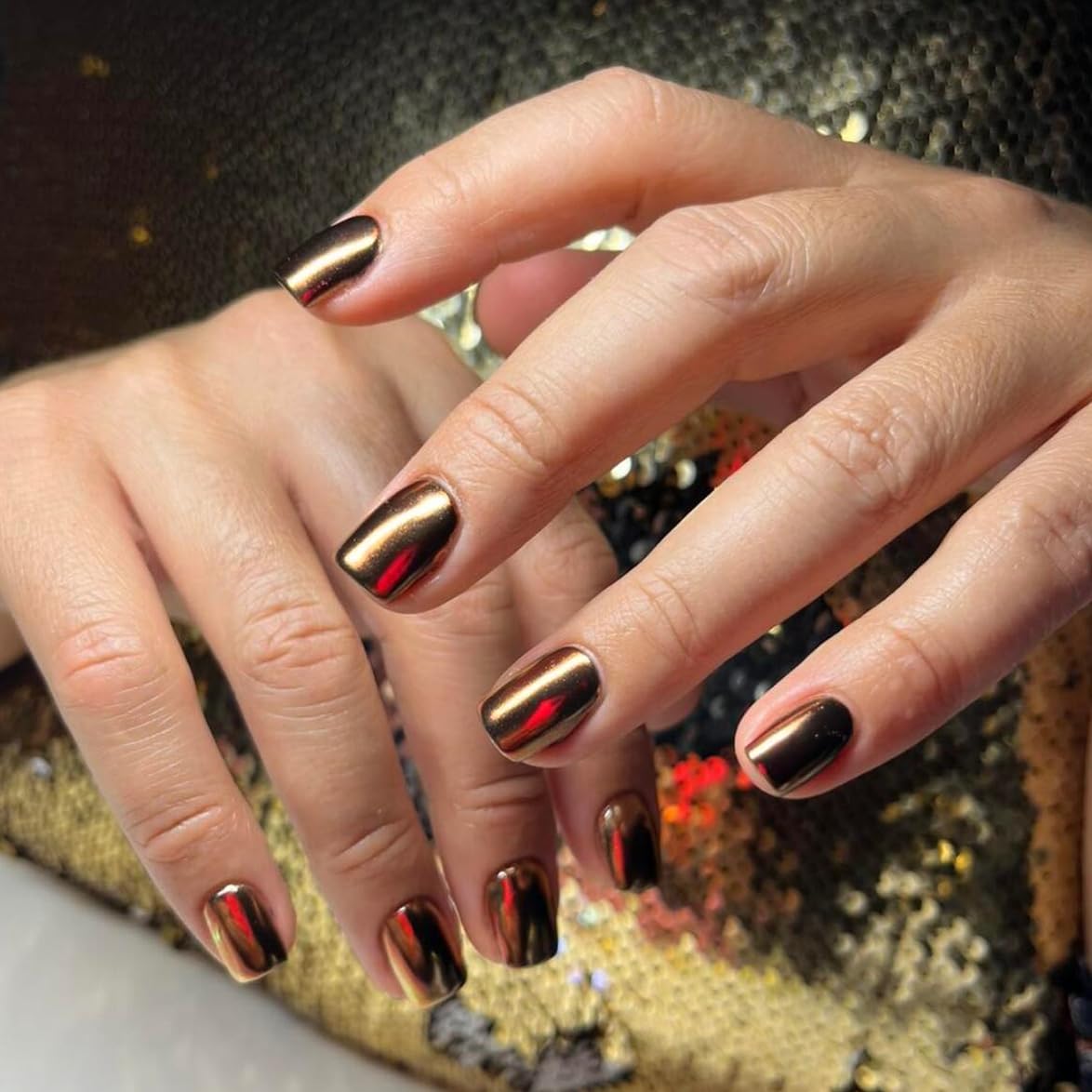 KQueenest Chrome Brown Press on Nails Short Square, Glitter Bronze Fake Nails Press Ons, Sparkle Metallic Acrylic Nails Glue on, Glazed Gel Glue on Nails for Women Party Wear in 24 Pcs