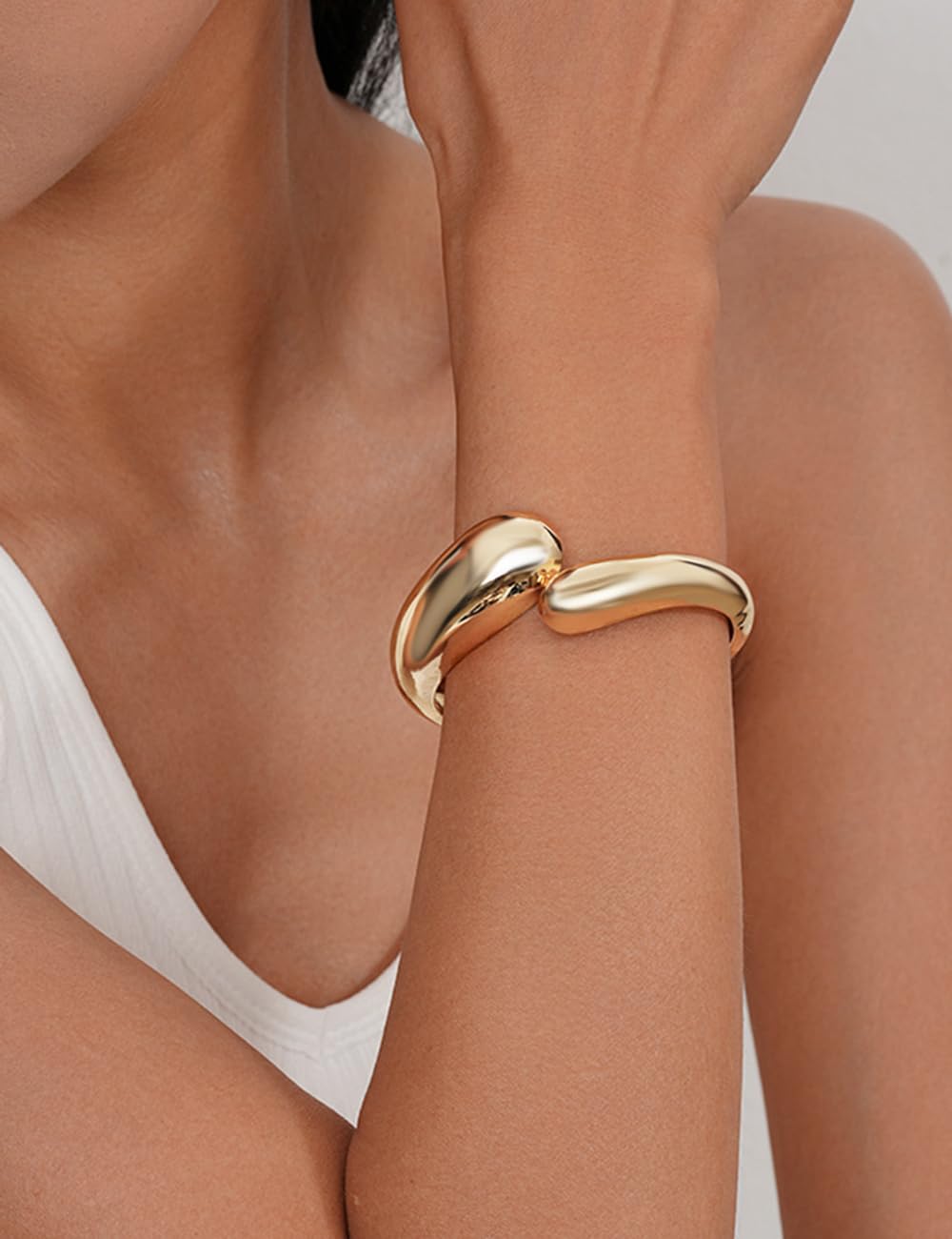 Chunky Gold Bangle Bracelets for Women, Dainty 14k Gold Plated Big Stackable Bangles Set, Trendy Statement Cuff Bracelet Stack Fashion Jewelry Gifts (2 Silver & gold teardrop chunky bangles)
