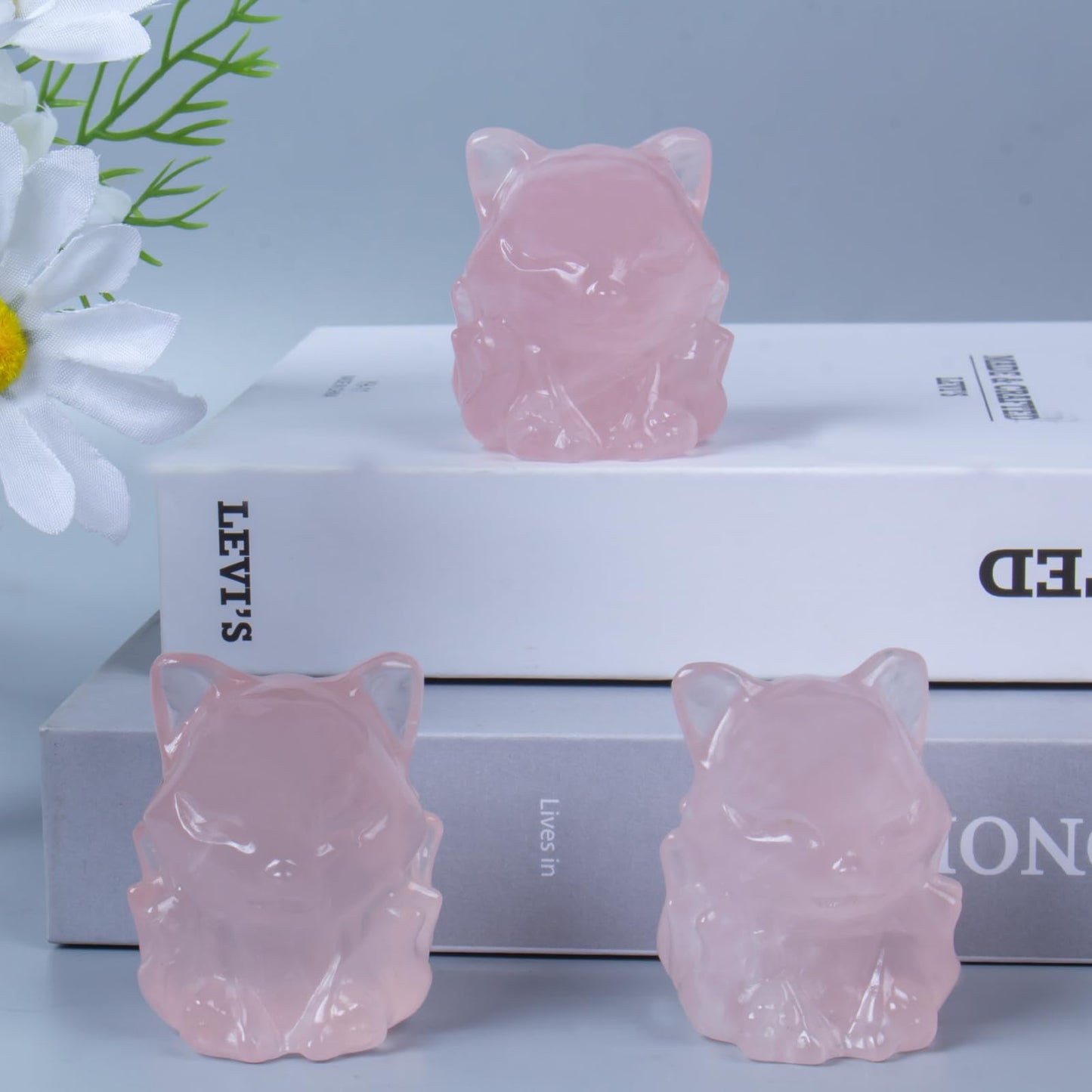 QLRSUXN Rose Quartz Nine Tailed Fox Decor,2 Inch Healing Crystals Fox Statue,Lucky Guardian Pocket Fox Figurines as Women’s Gifts,Fox Figurine for Office Home Decor and Ornament.