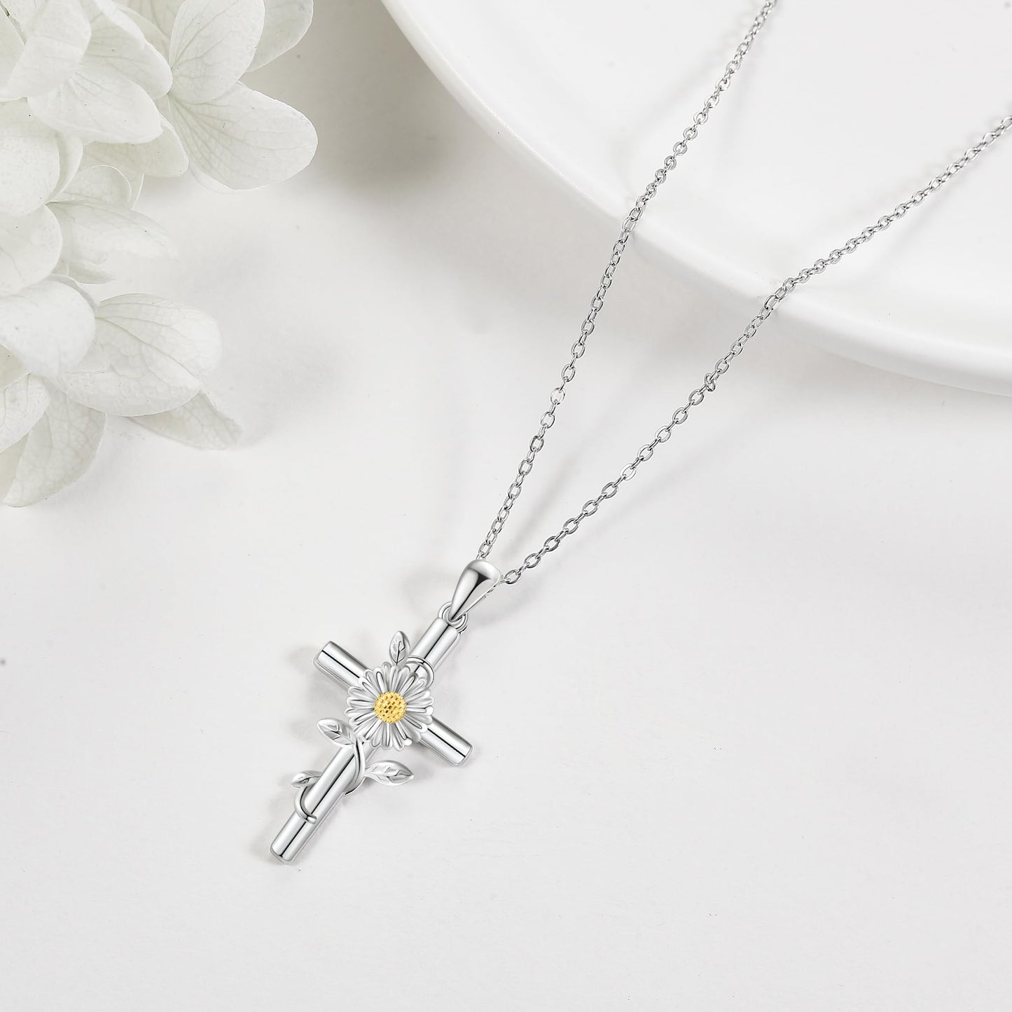 JERWLI Daisy Necklace 925 Sterling Silver Daisy Cross Pendant Necklace April Birth Flower Jewelry for Women