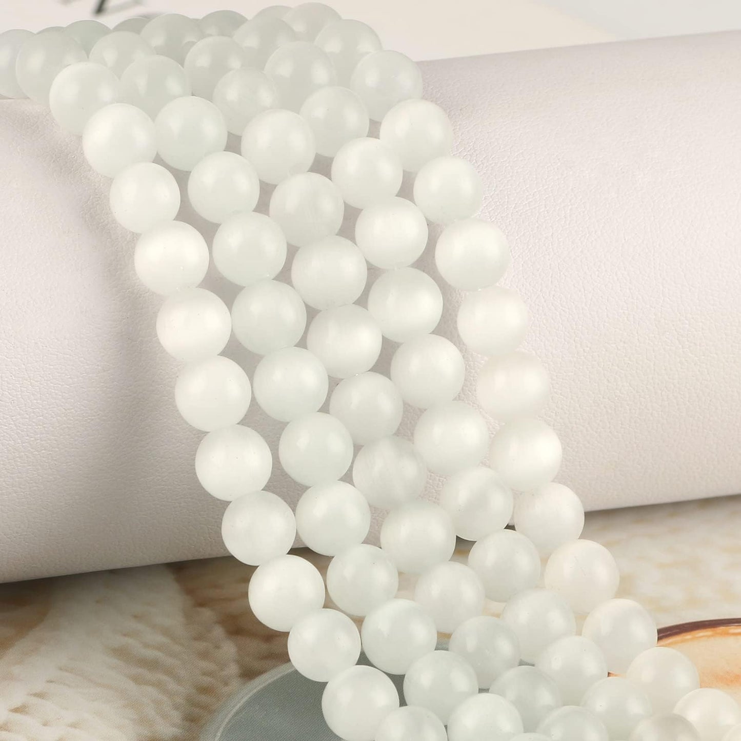 NITOPUPU 100Pcs 8mm Natural Smooth White Cat Eye Beads Round Loose Gemstone Stone Beads for Jewerly Making with Crystal Stretch Cord