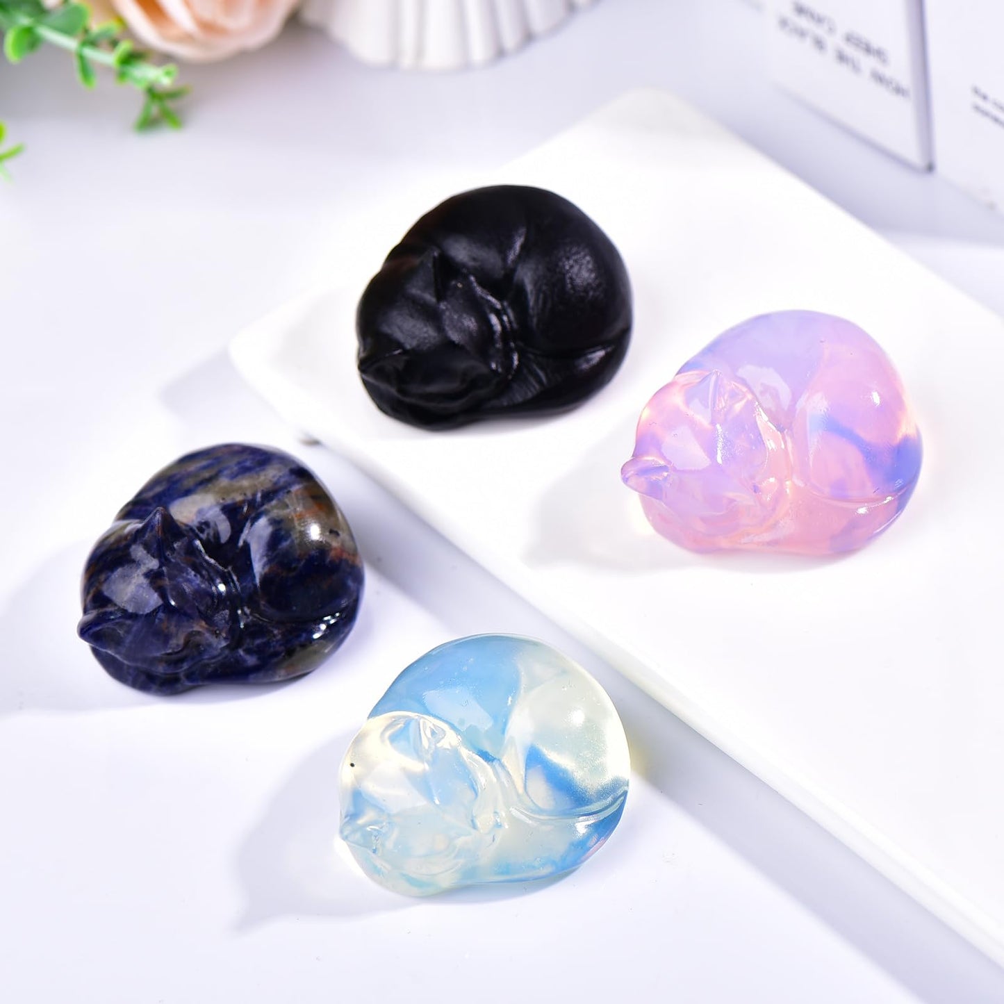 Ytbeoxk 2.1 Inch Opal Cat Crystal Statue, Healing Crystal Sleeping Cat Gemstones Decorations, Lucky Cute Kitten Figurines, White Cat Gift Home Office Desk Decor for Women and Men