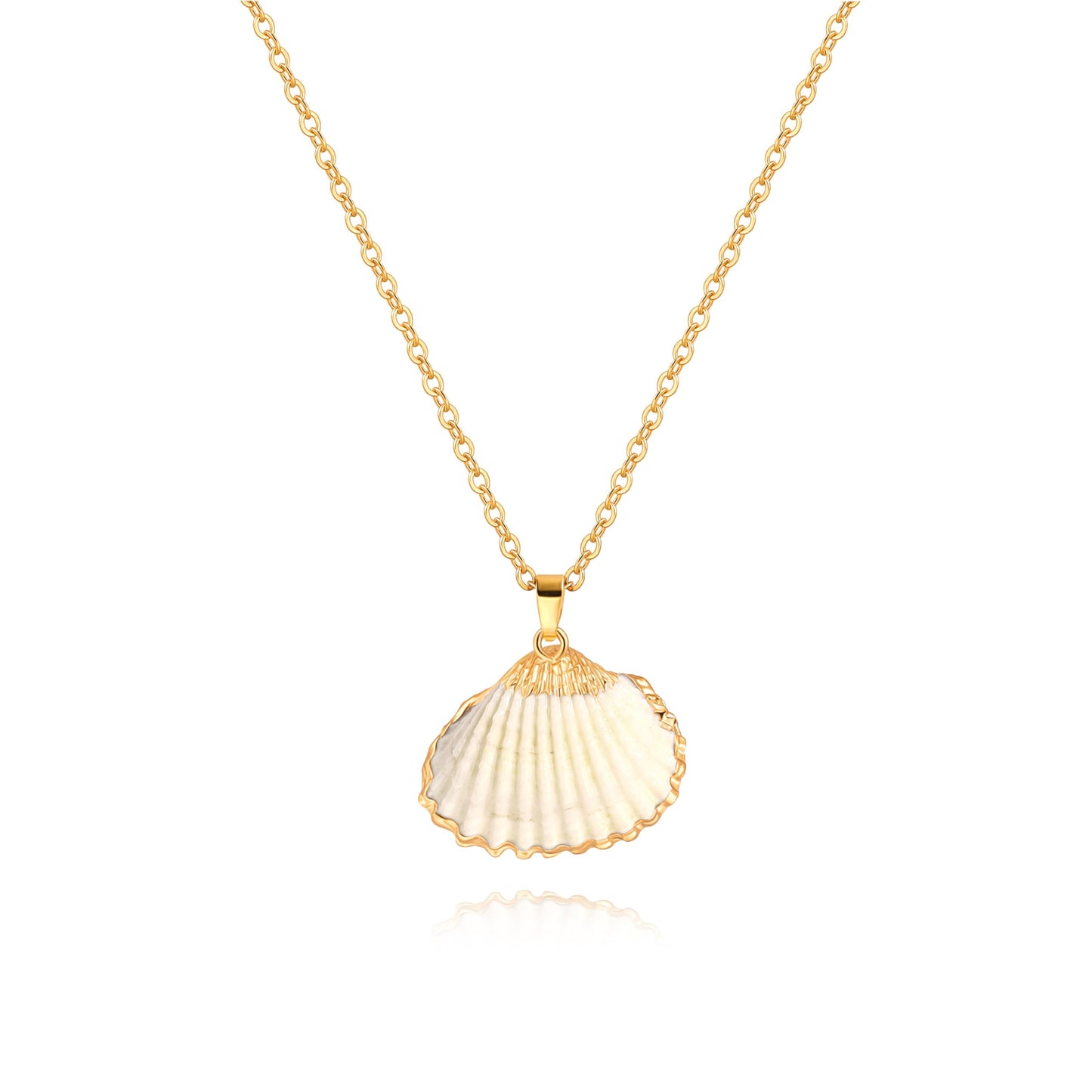 CANEVINKA 18K Gold Plated Natural Scallop Pendant Necklace Dainty Personalized Handmade Layered Charm Summer Beach Necklace Seashell Pendant Thin Cable Chain Necklace for Women