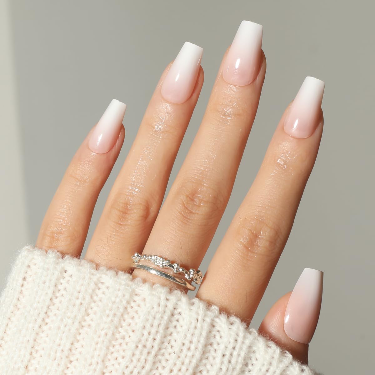 Ellie Vincy Press-On Nails – Milky Ombre Square Shape | Glossy Gradient Finish | Reusable & Durable | 30-Piece Nail Kit with Glue & Sticky Tabs | 15 Sizes for a Perfect Fit