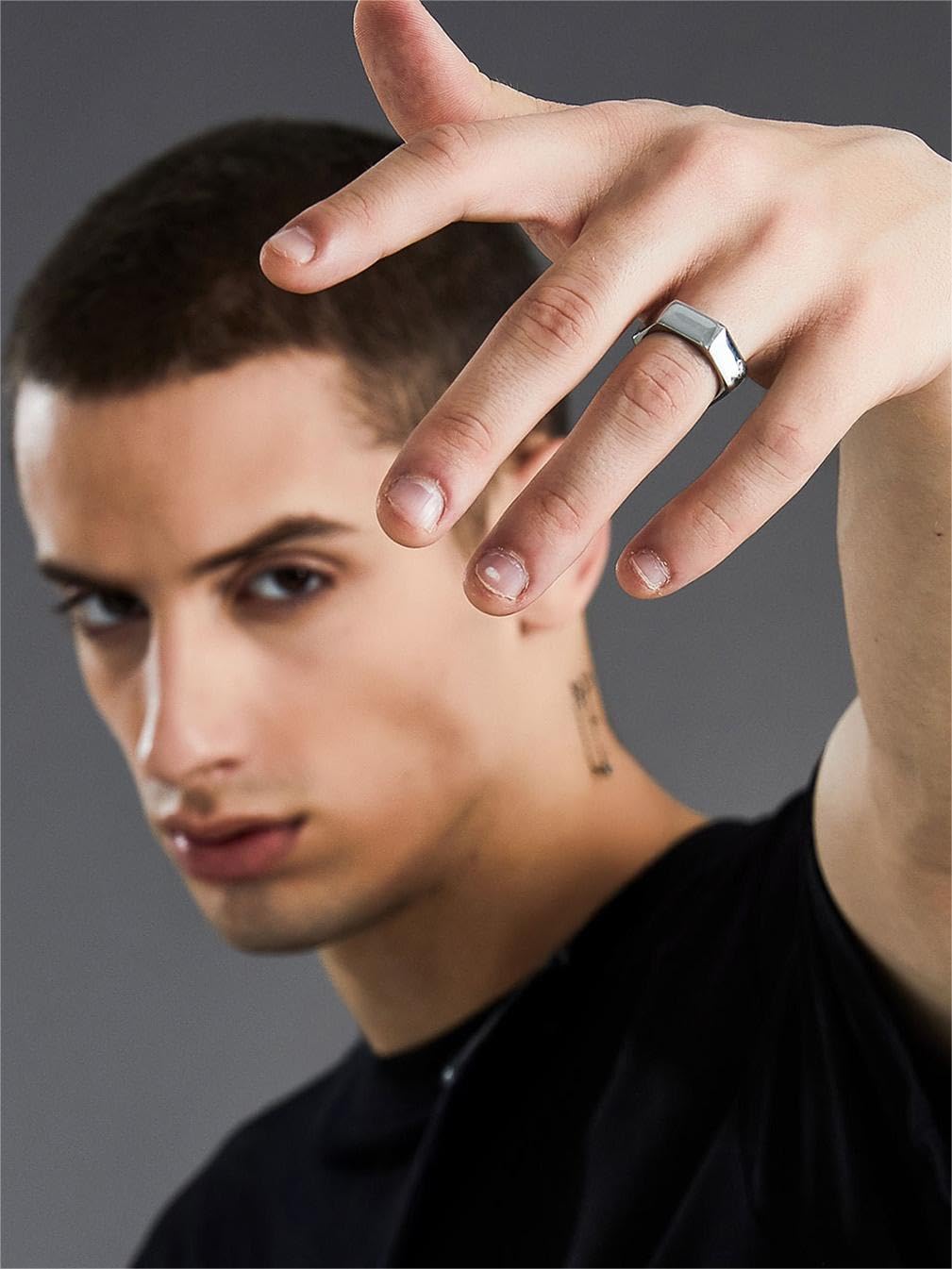 ChainsHouse Men's Punk Stainless Steel Gothic Screw Edge Hexagon Geometric Biker Ring Bands, Size 7