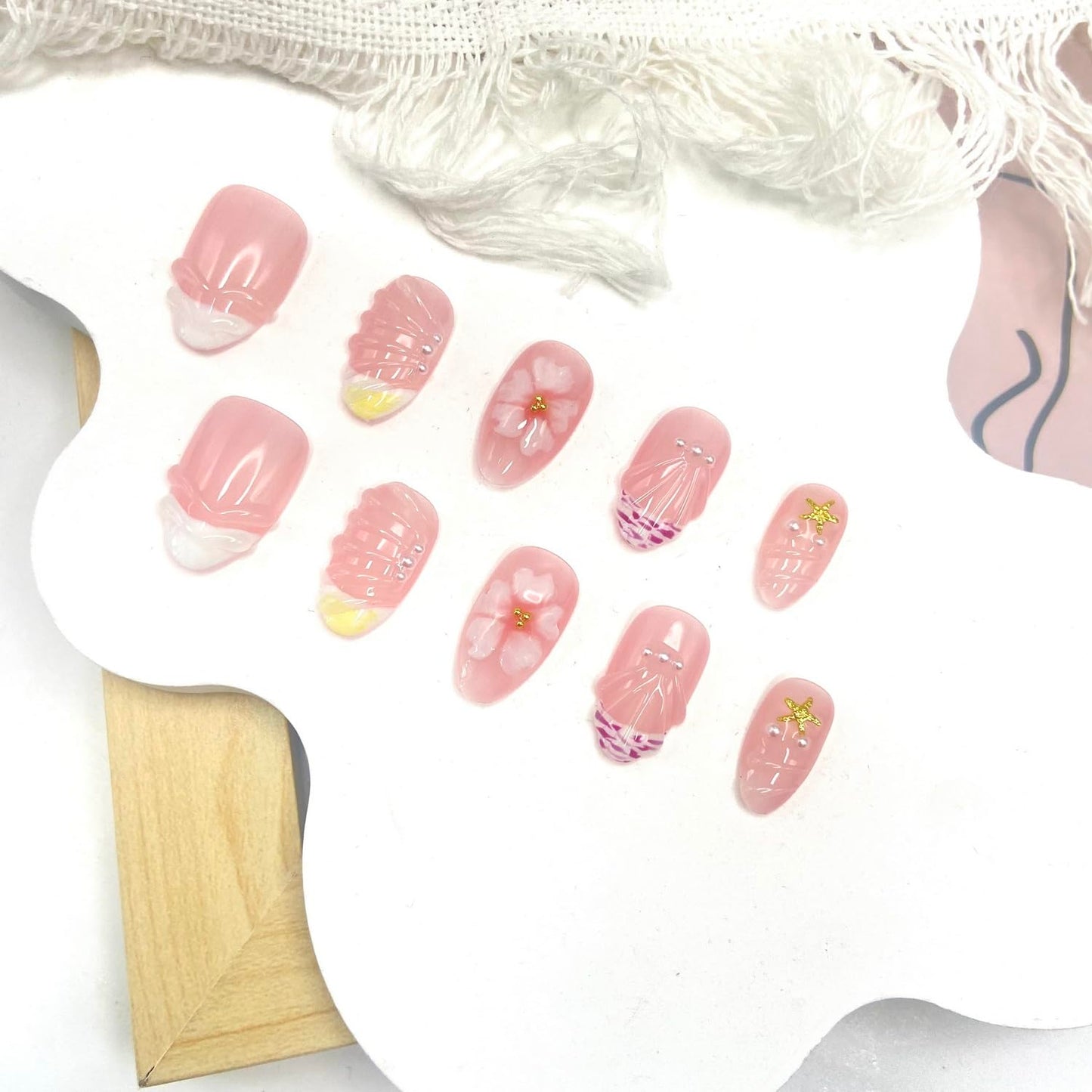 Handmade Press on Nails Flower Press on Nails French Tip False Nails with 3D Star Designs Short Almond Shaped Fake Nails Glossy Full Cover Artificial Acrylic Nails for Women (Size M)