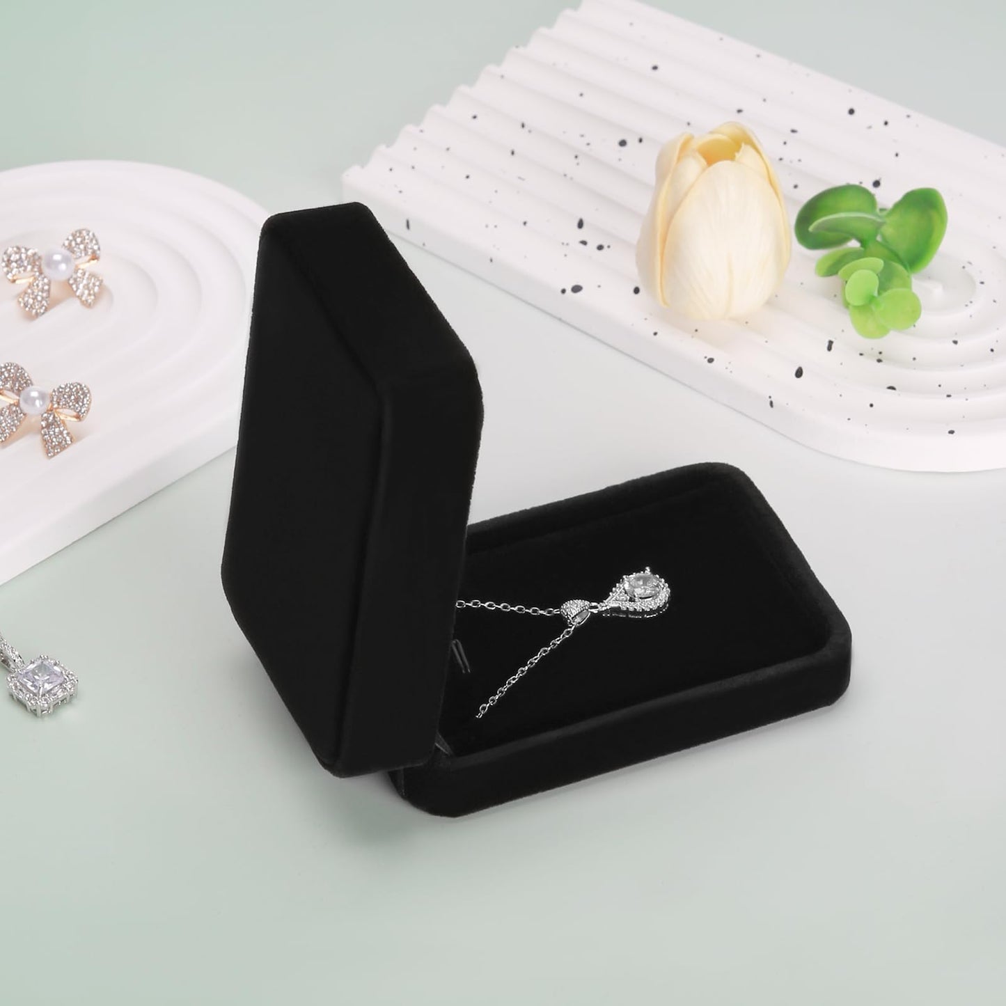 KUKUVR 2 Pieces Classic Velvet Necklace Pendant Box for Jewelry Gift, Small Jewellry Storage Display Case for Wedding Engagement Birthday Anniversary