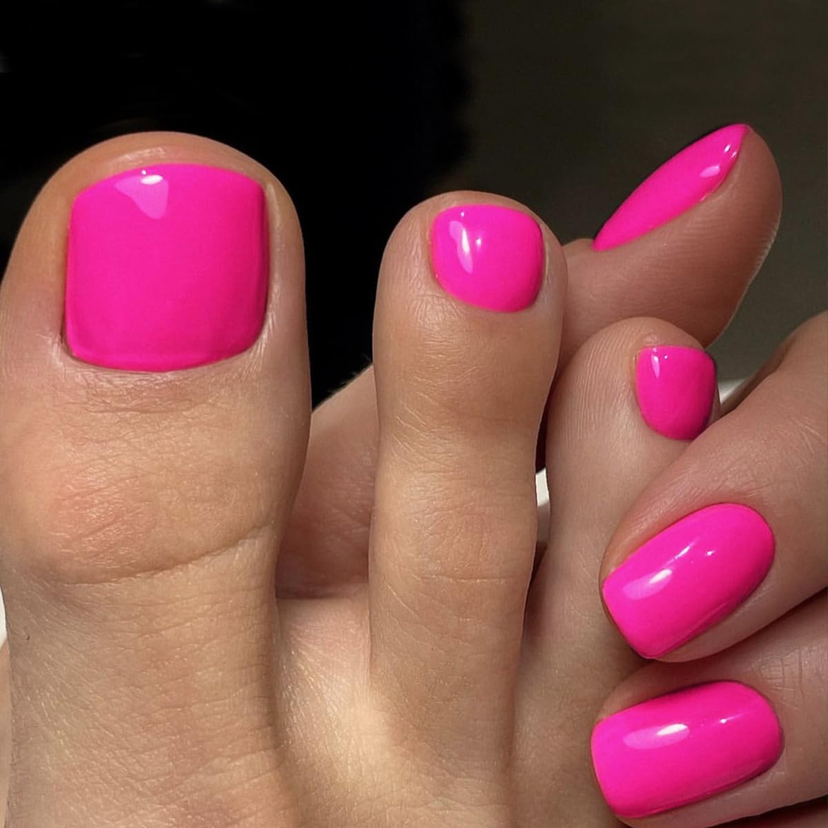KQueenest Hot Pink Press on Nails Short Medium Square &Hot Pink Press on Toes Short Square For Beach Party Daily Decoration in 48 PCS