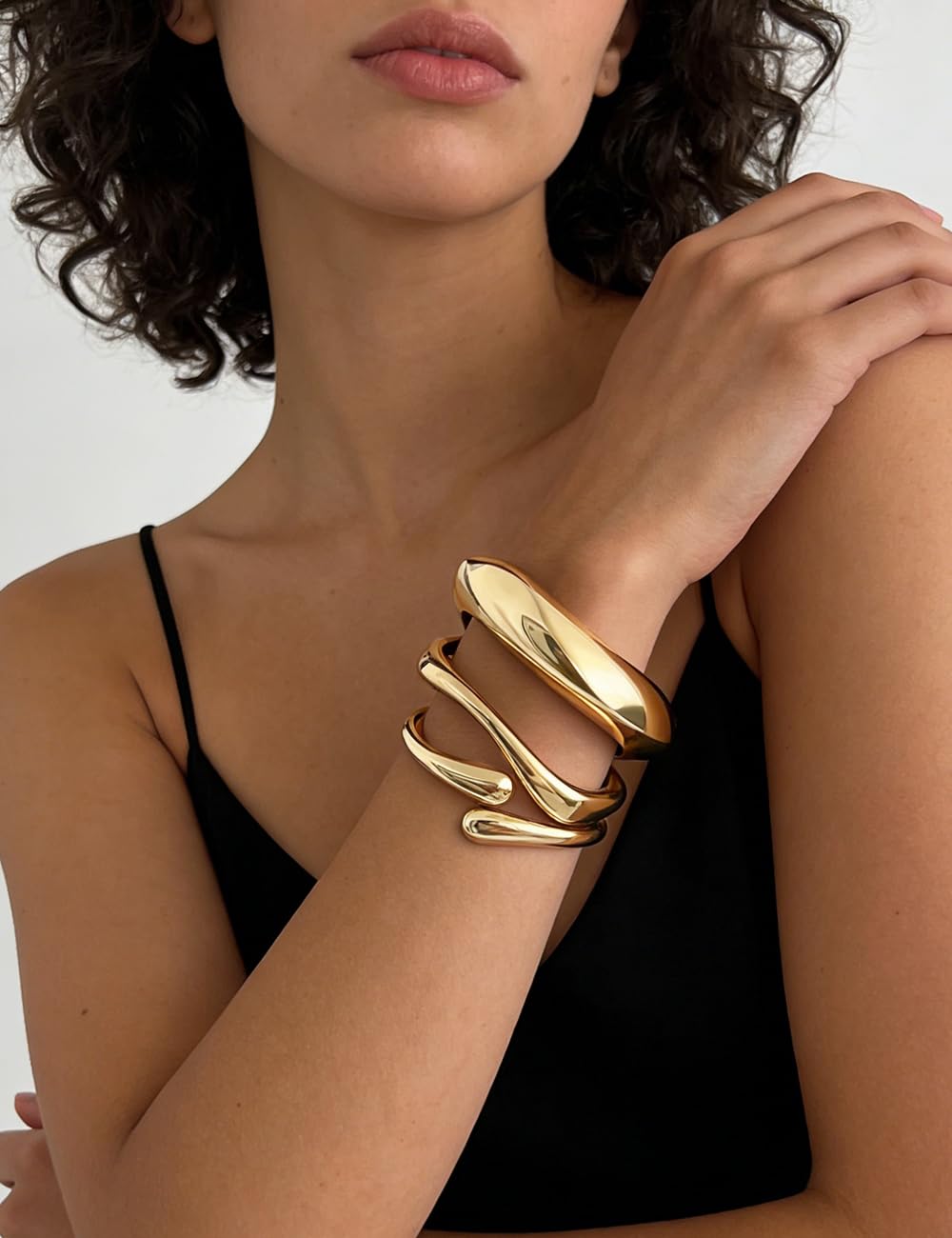 Chunky Gold Bangle Bracelets for Women, Dainty 14k Gold Plated Big Stackable Bangles Set, Trendy Cuff Bracelet Stack Non Tarnish Summer Beach Jewelry Valentines Gifts for Wife Mom