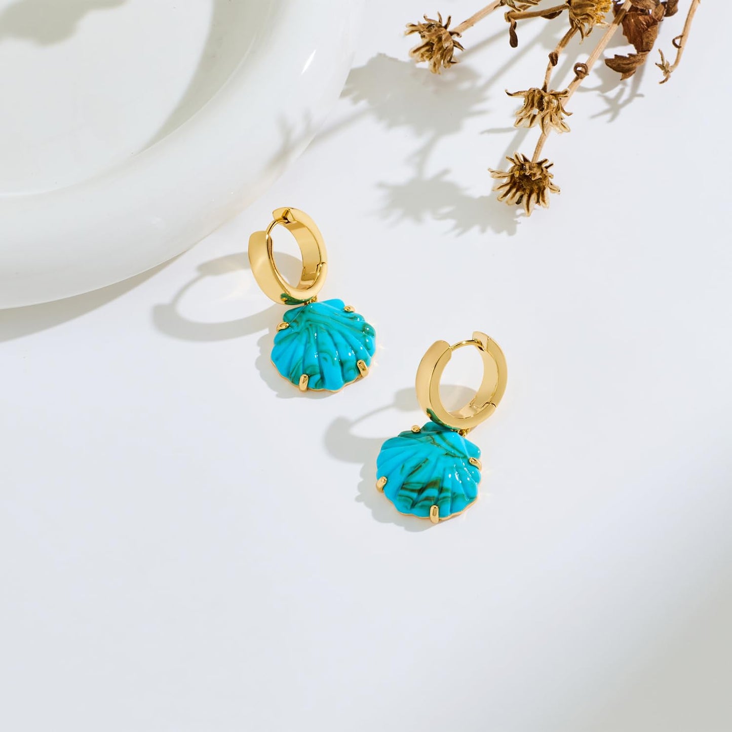 INNERDIVA Blue Seashell Earrings, Gold Plated Copper Ocean Statement Jewelry Summer Beach Seashell Earrings for Women
