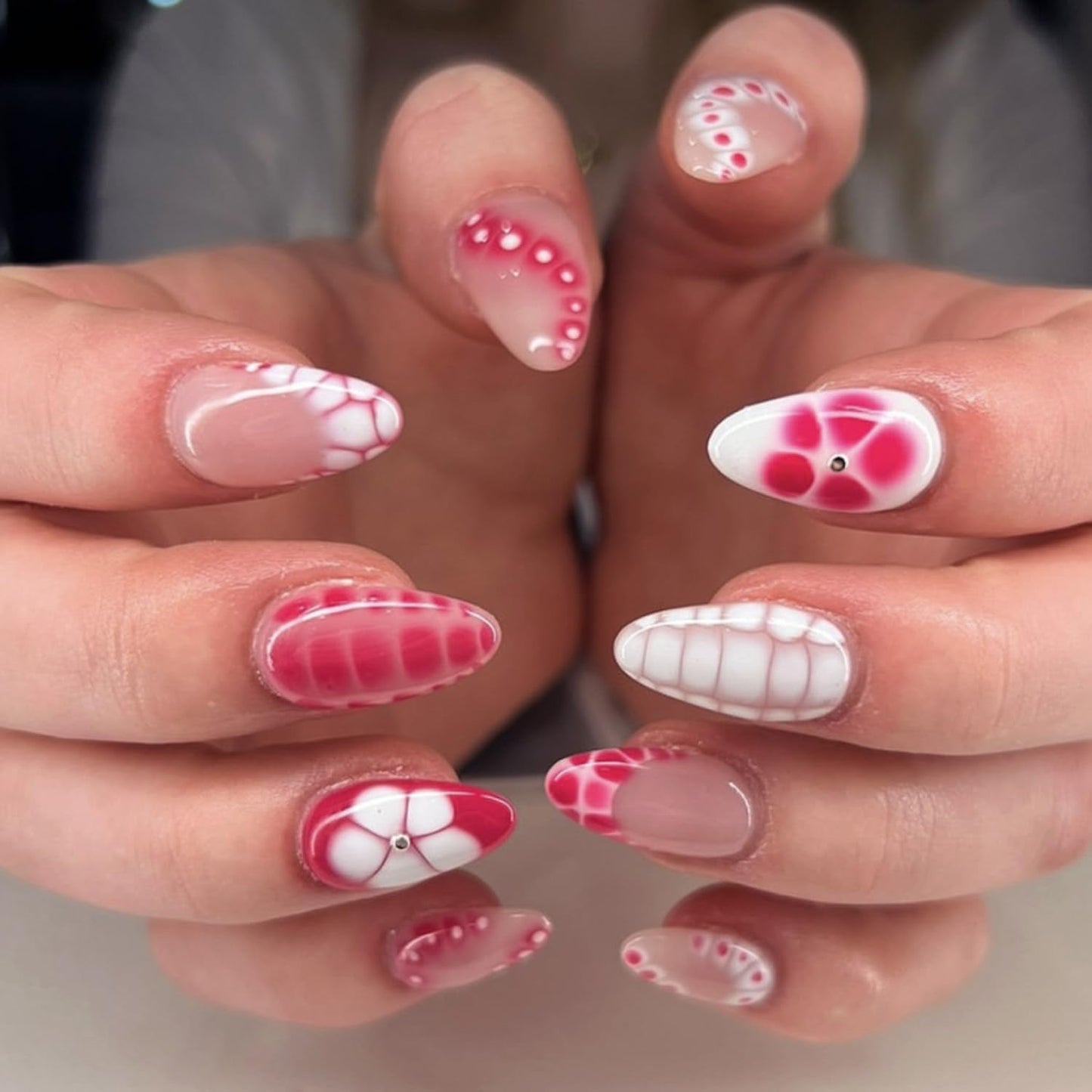 French Tip Press on Nails Short Almond Fake Nails Cute Flowers False Nails with Rhinestones Designs Artificial Nails Flower Petals Nails Tip Glue on Nails Nude Full Cover Nails for Women 24Pcs