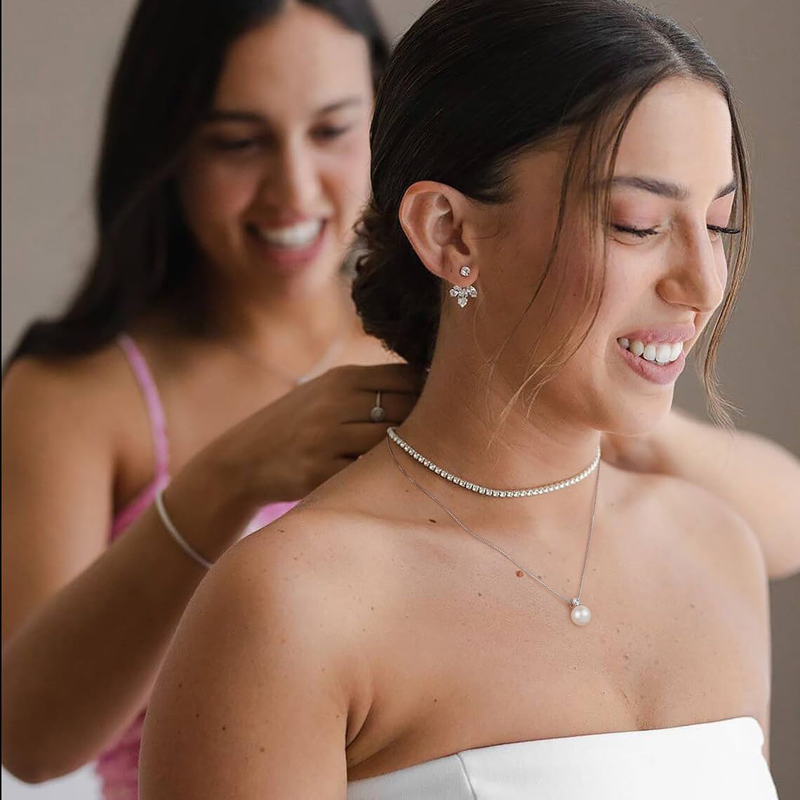 Silver Plated Copper Single Pearl and Solitaire Pendant Necklace for Women 10MM White Round Shell Pearl Chain Choker Dainty Adjustable Bridal Jewelry 18.5’’