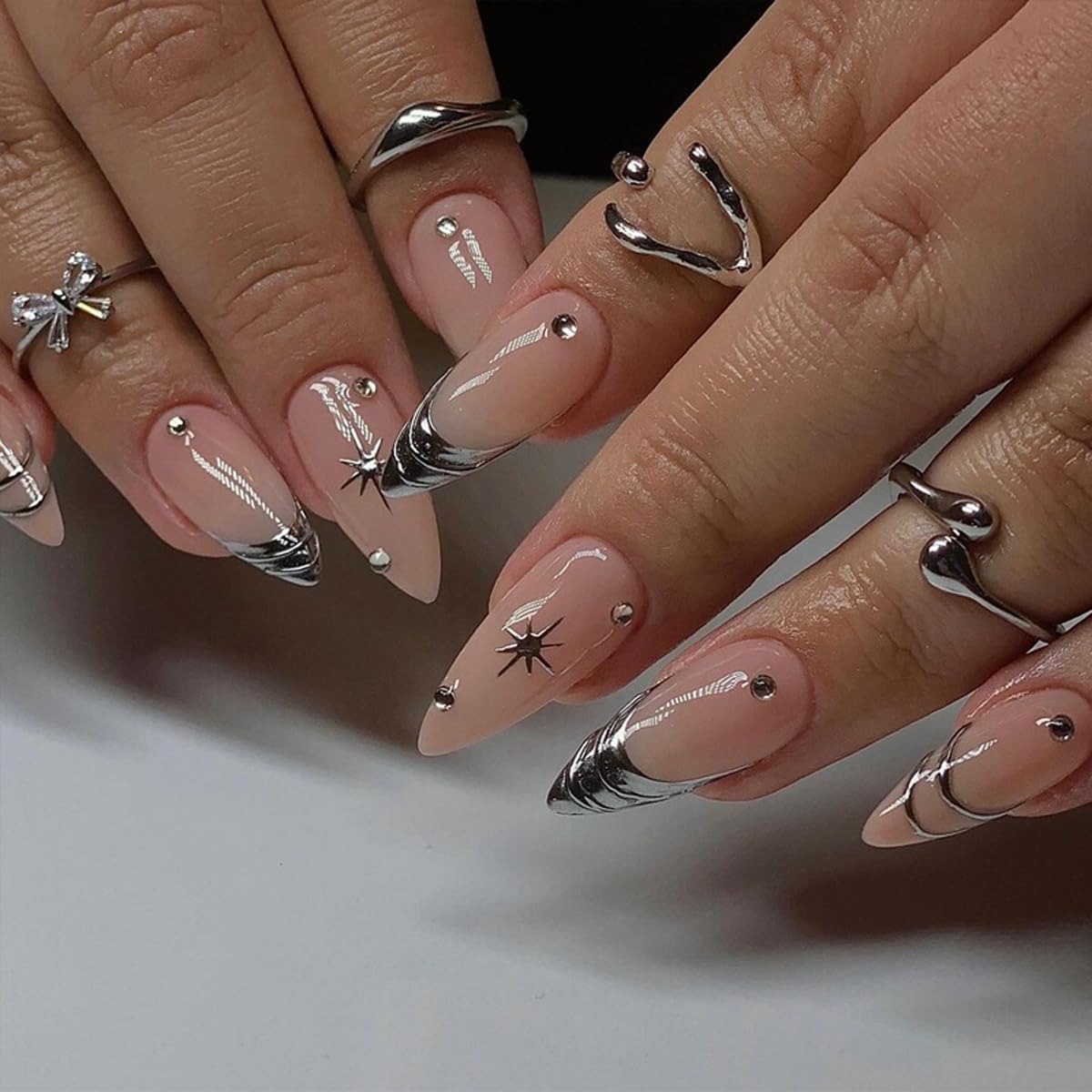Silver Press on Nails Almond Fake Nails Medium Length False Nails Press ons with Star,Lines Design,Reusable Artificial Nail Full Cover Glossy Glue on Nail Stick on Nails for Women Manicure 24 Pcs