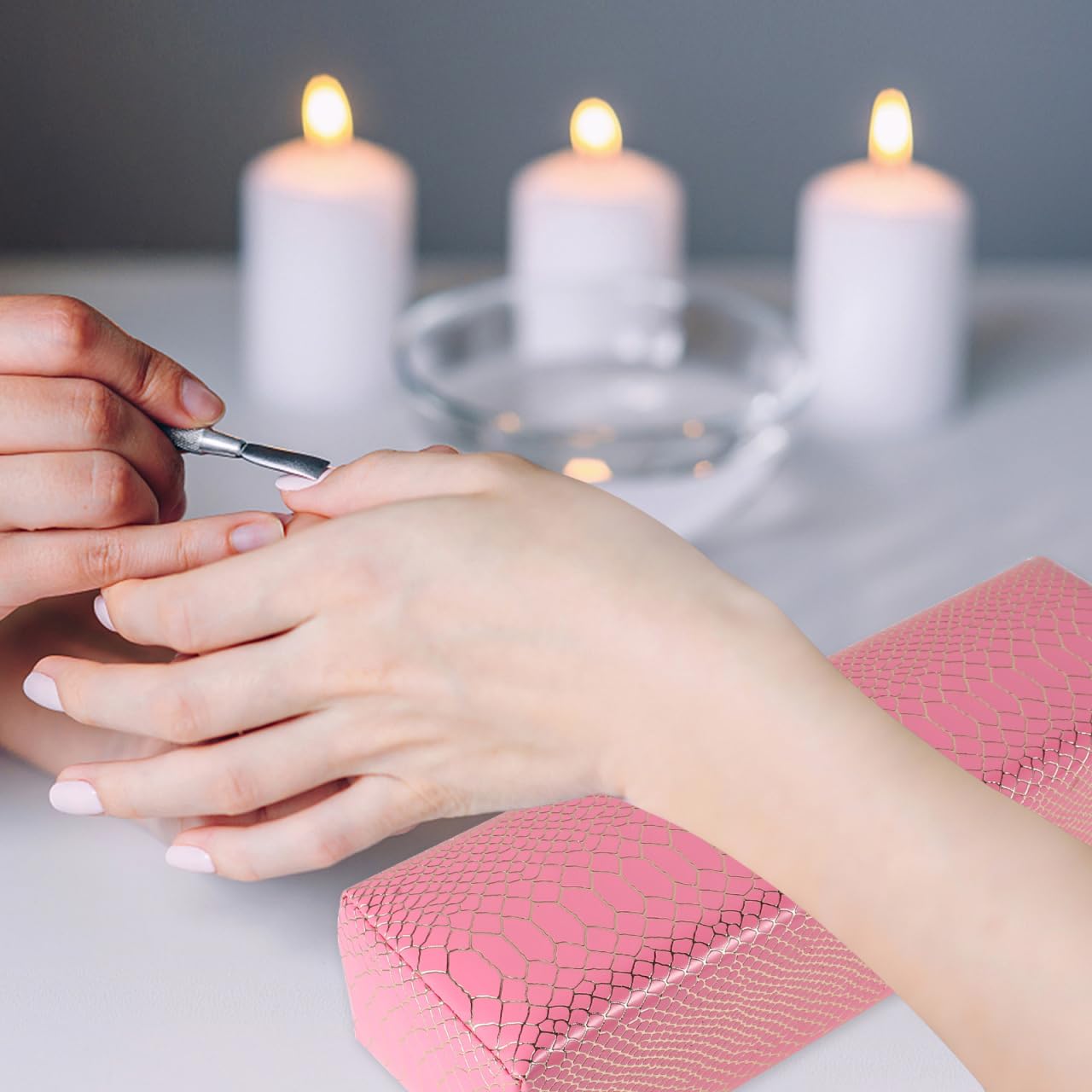 Beaupretty Manicure Hand Rest Pillow Pu Nail Art Cushion for Nail Salons Comfortable Wrist Support Portable Design